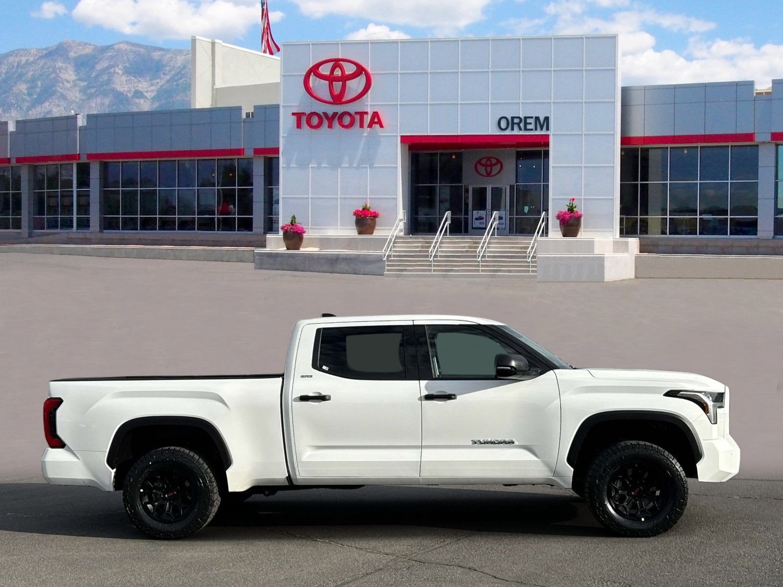 2023 Toyota TUNDRA 4X4 SR5