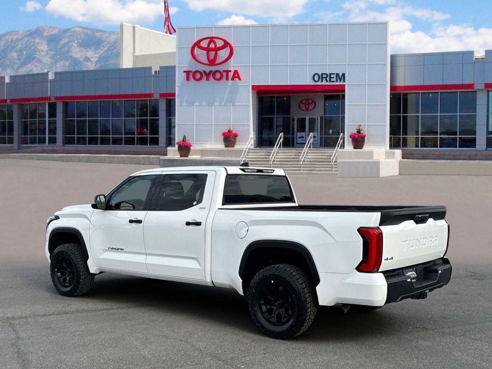 2023 Toyota TUNDRA 4X4 SR5