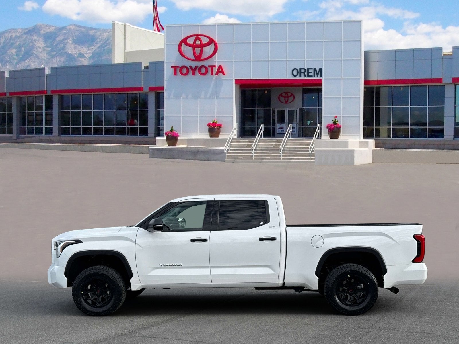 2023 Toyota TUNDRA 4X4 SR5