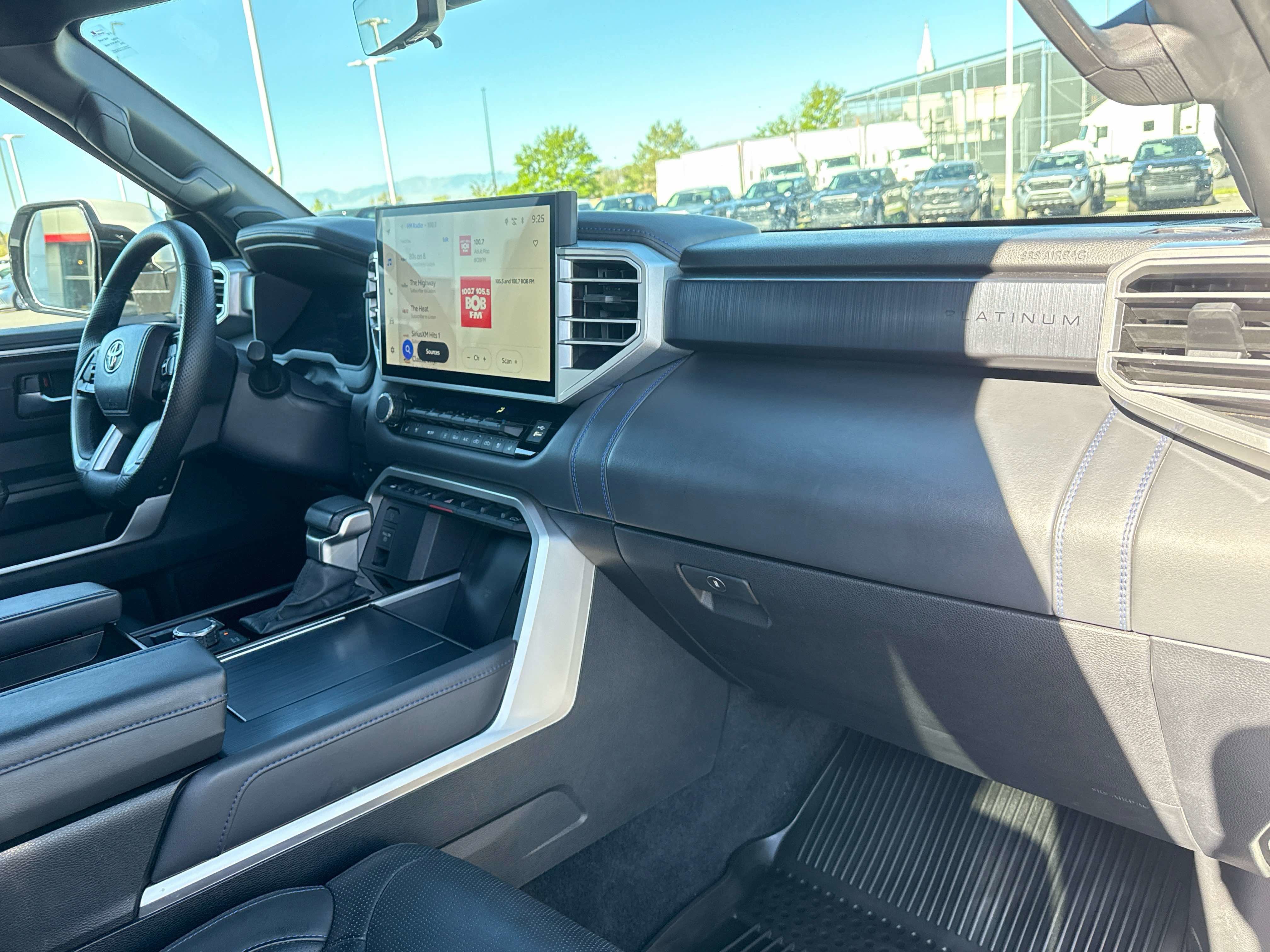 2025 Toyota TUNDRA 4X4 Platinum