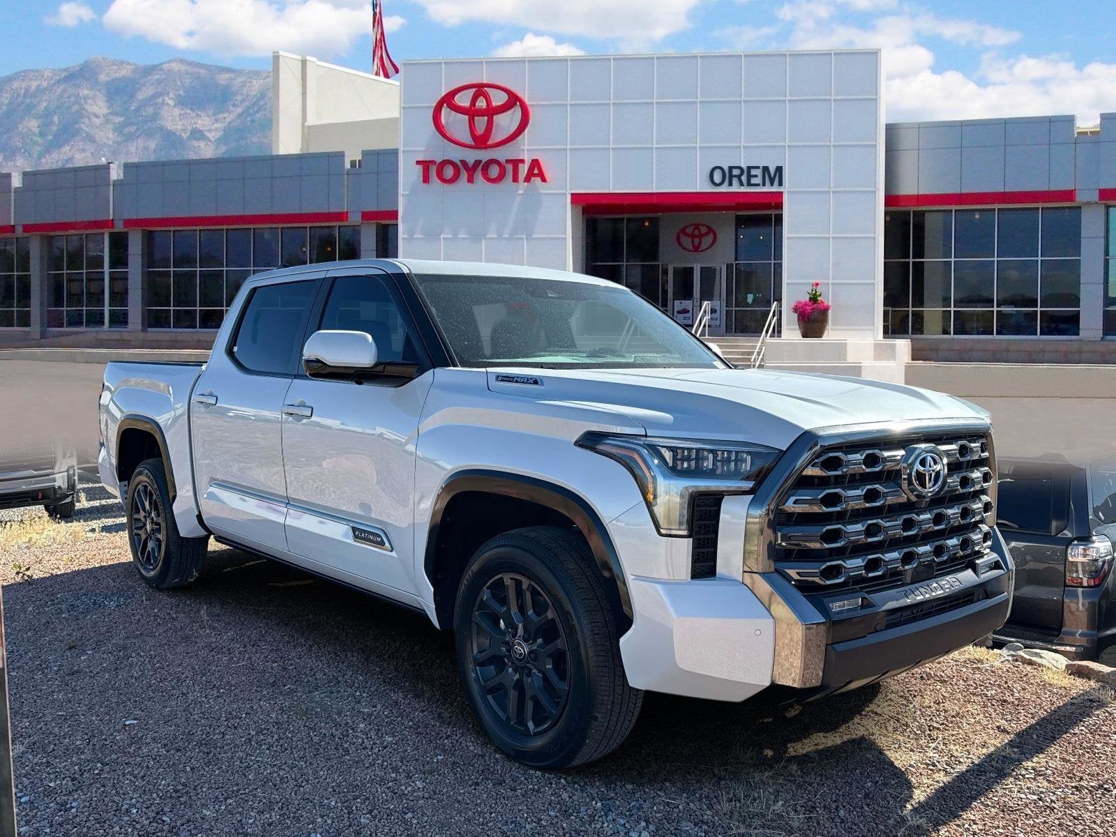 2026 Toyota Tundra i-FORCE MAX Platinum i-FORCE MAX