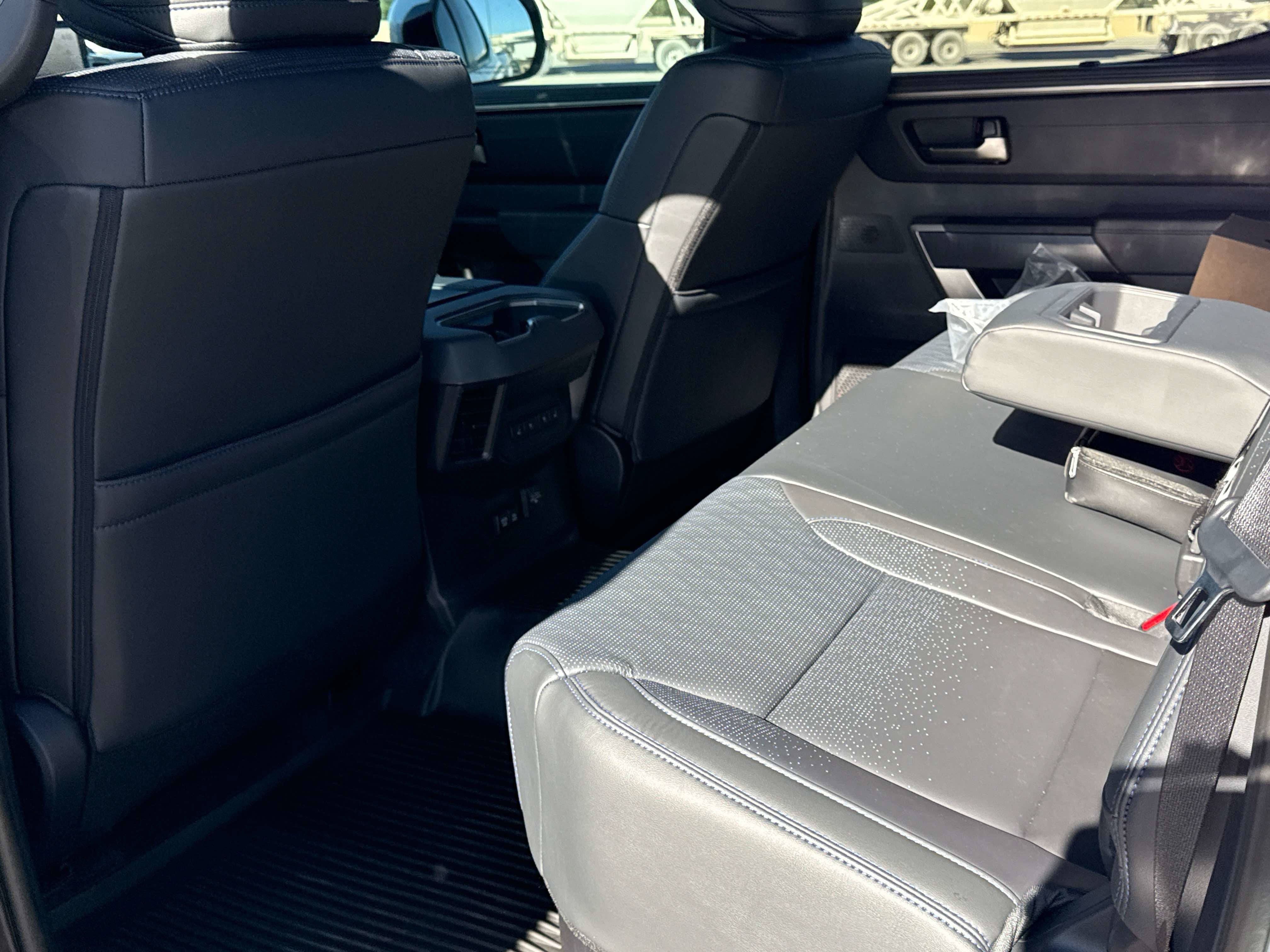 2026 Toyota Tundra i-FORCE MAX Platinum i-FORCE MAX