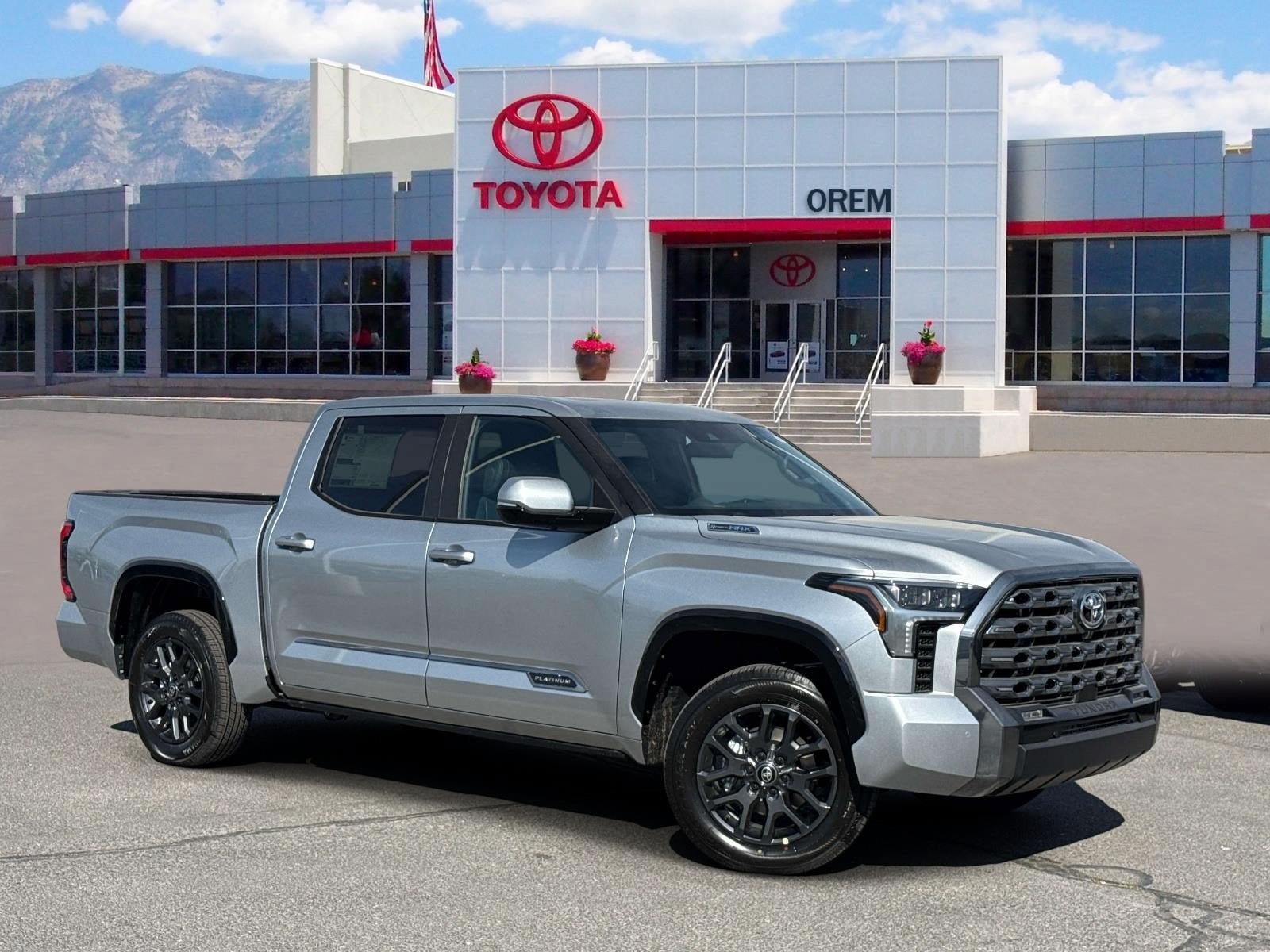 2026 Toyota Tundra i-FORCE MAX Platinum i-FORCE MAX
