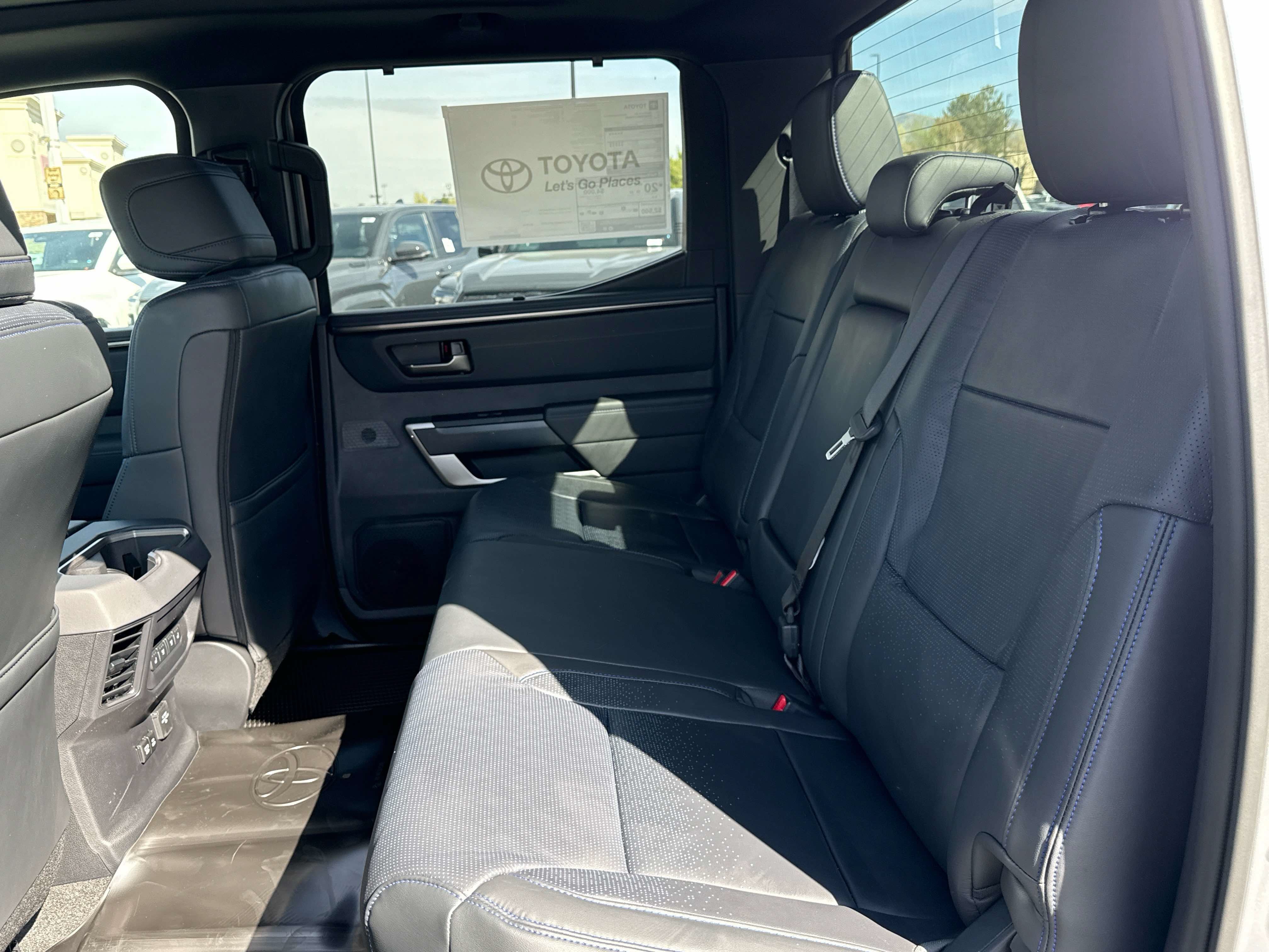 2026 Toyota Tundra i-FORCE MAX Platinum i-FORCE MAX