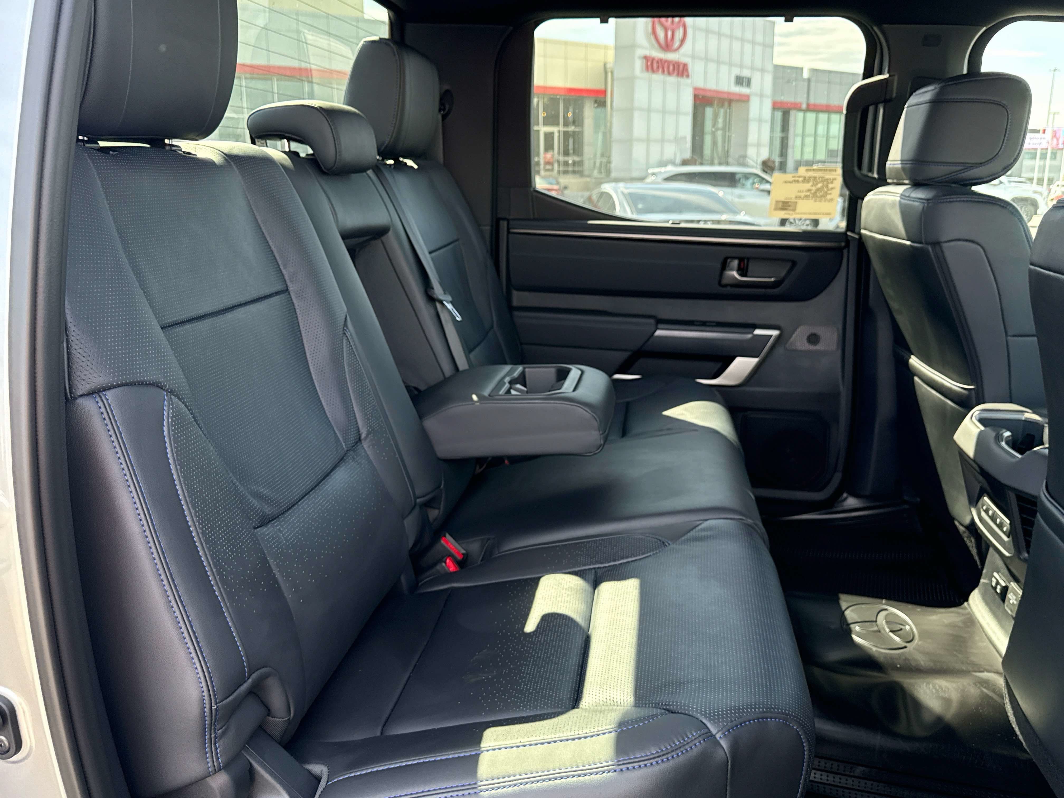 2026 Toyota Tundra i-FORCE MAX Platinum i-FORCE MAX