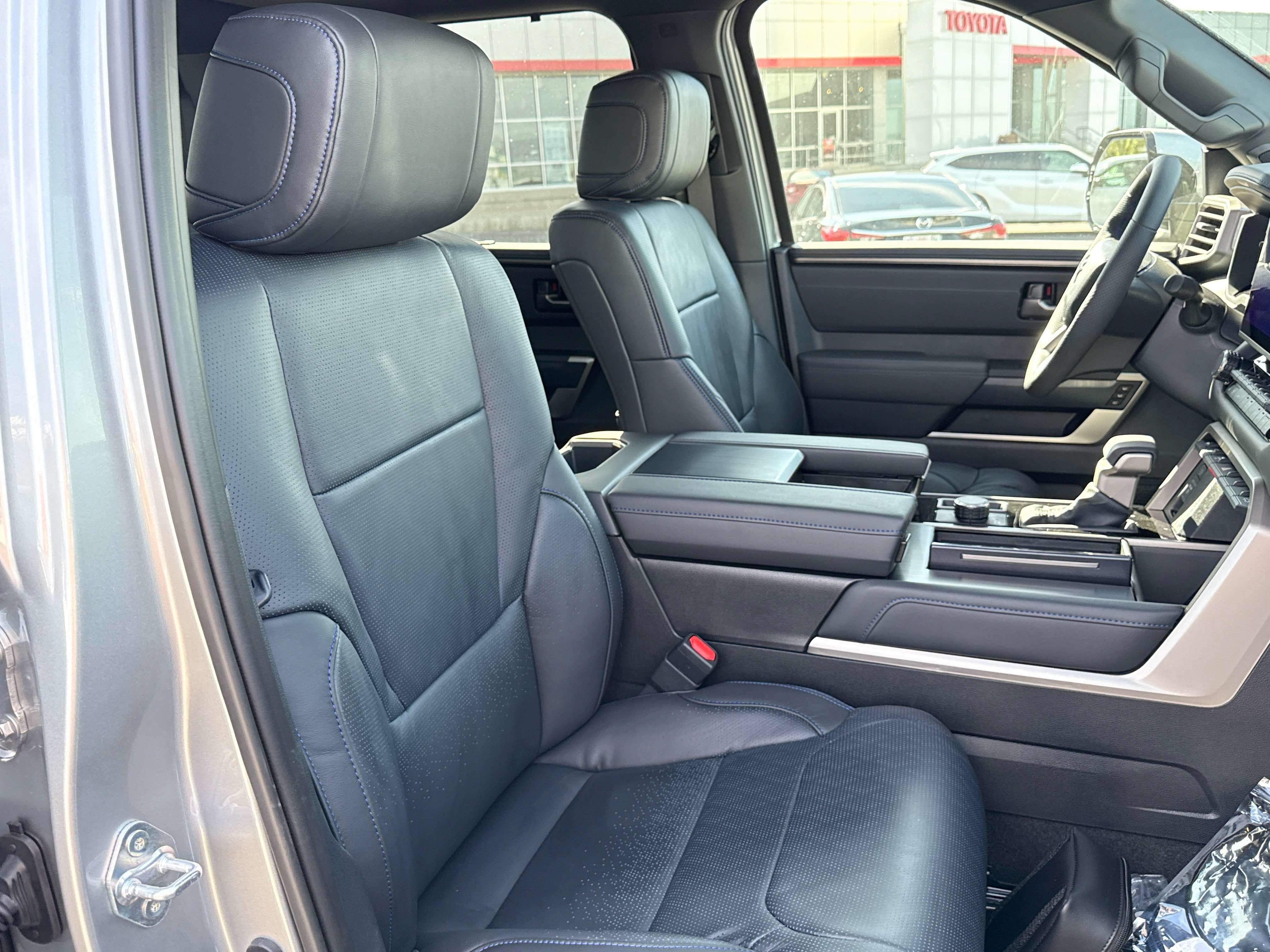 2026 Toyota Tundra i-FORCE MAX Platinum i-FORCE MAX