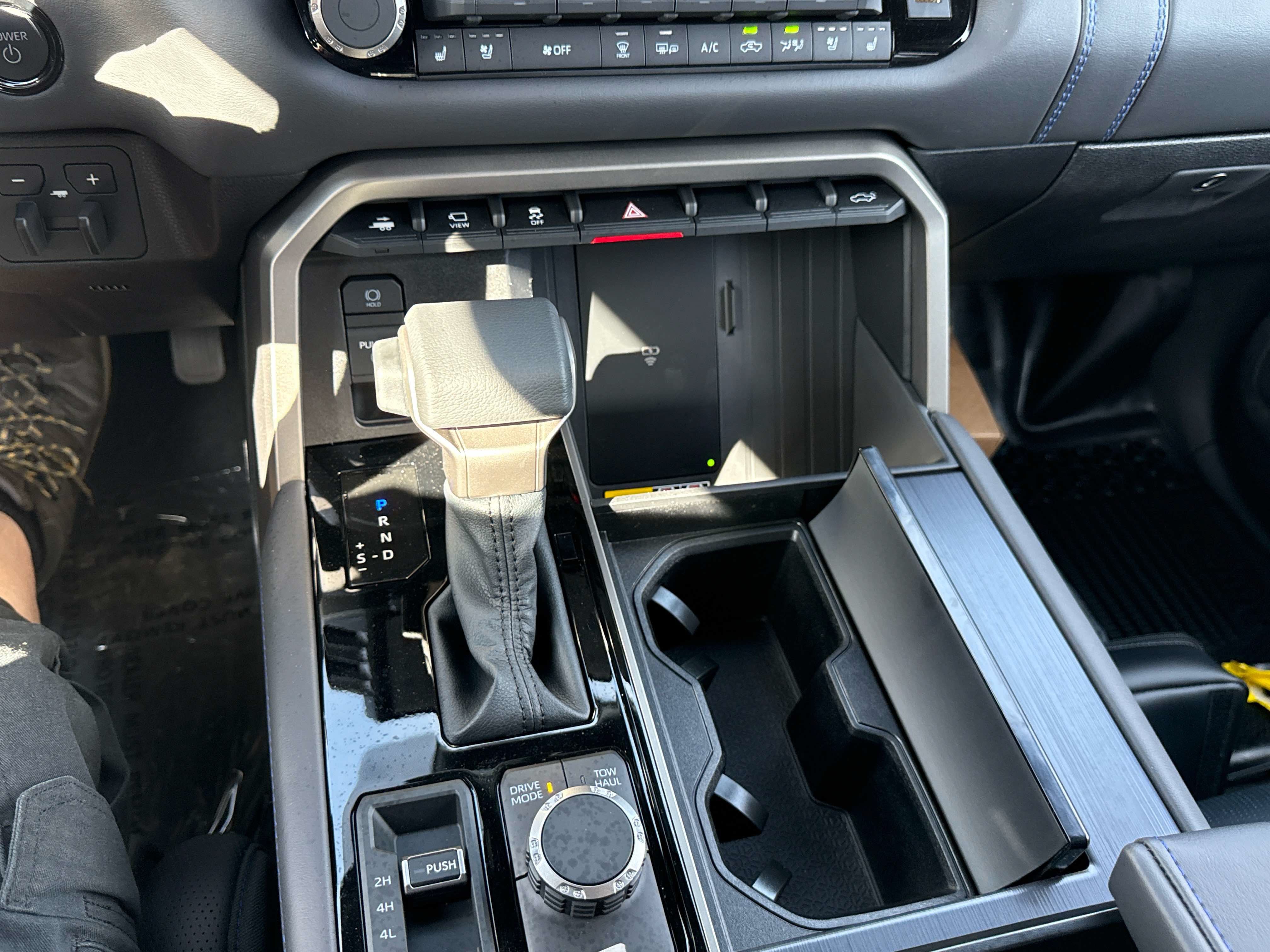 2026 Toyota Tundra i-FORCE MAX Platinum i-FORCE MAX