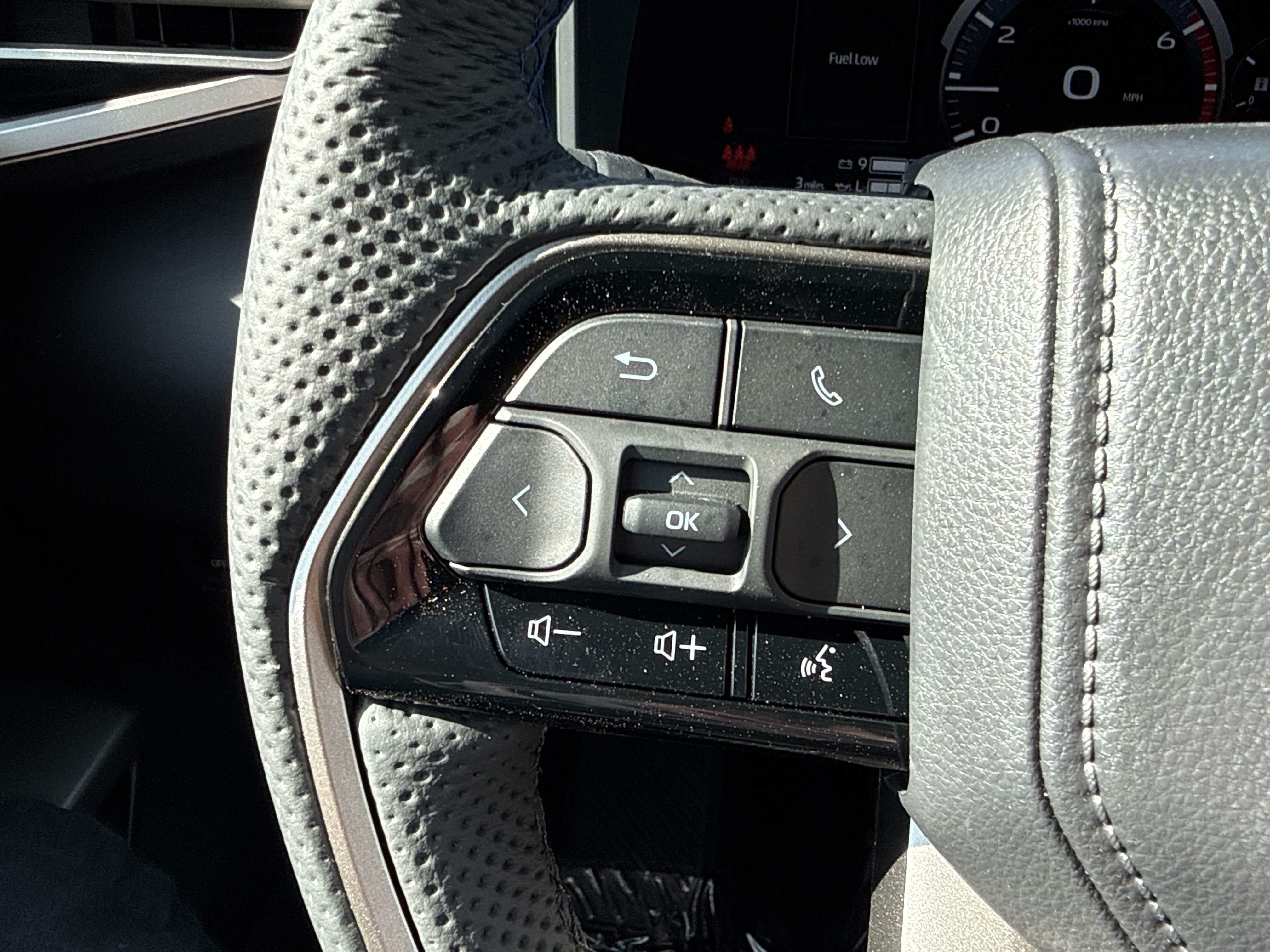 2026 Toyota Tundra i-FORCE MAX Platinum i-FORCE MAX