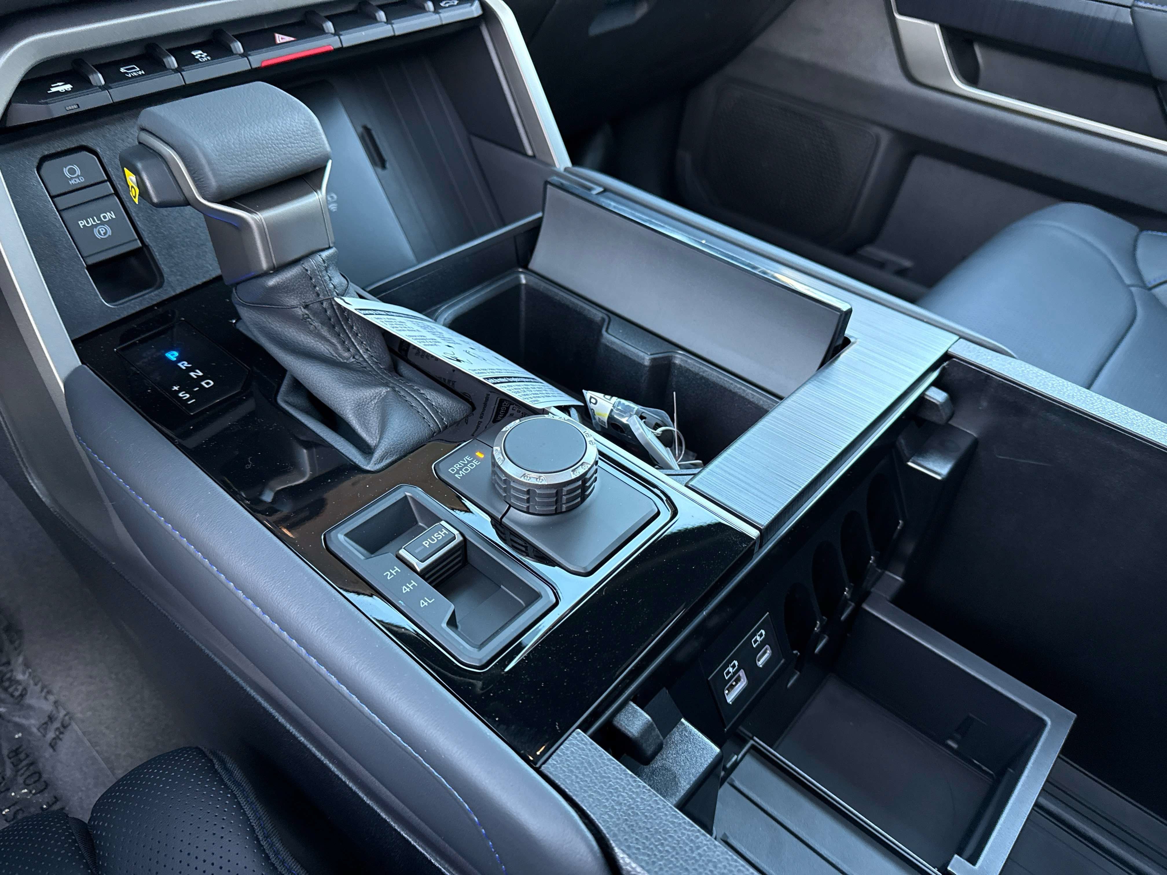 2026 Toyota Tundra i-FORCE MAX Platinum i-FORCE MAX