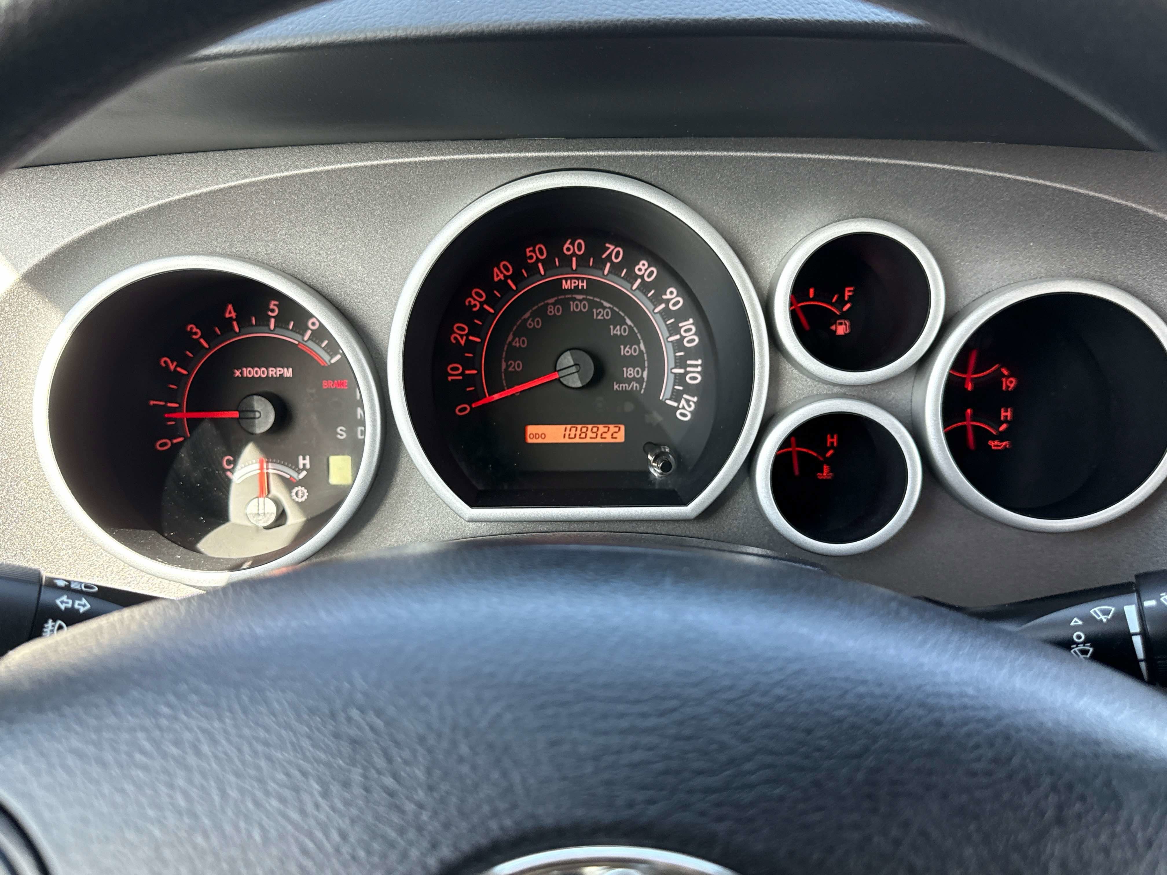 2012 Toyota TUNDRA 4X4 Double Cab 5.7L V8 6-Spd AT (Natl)