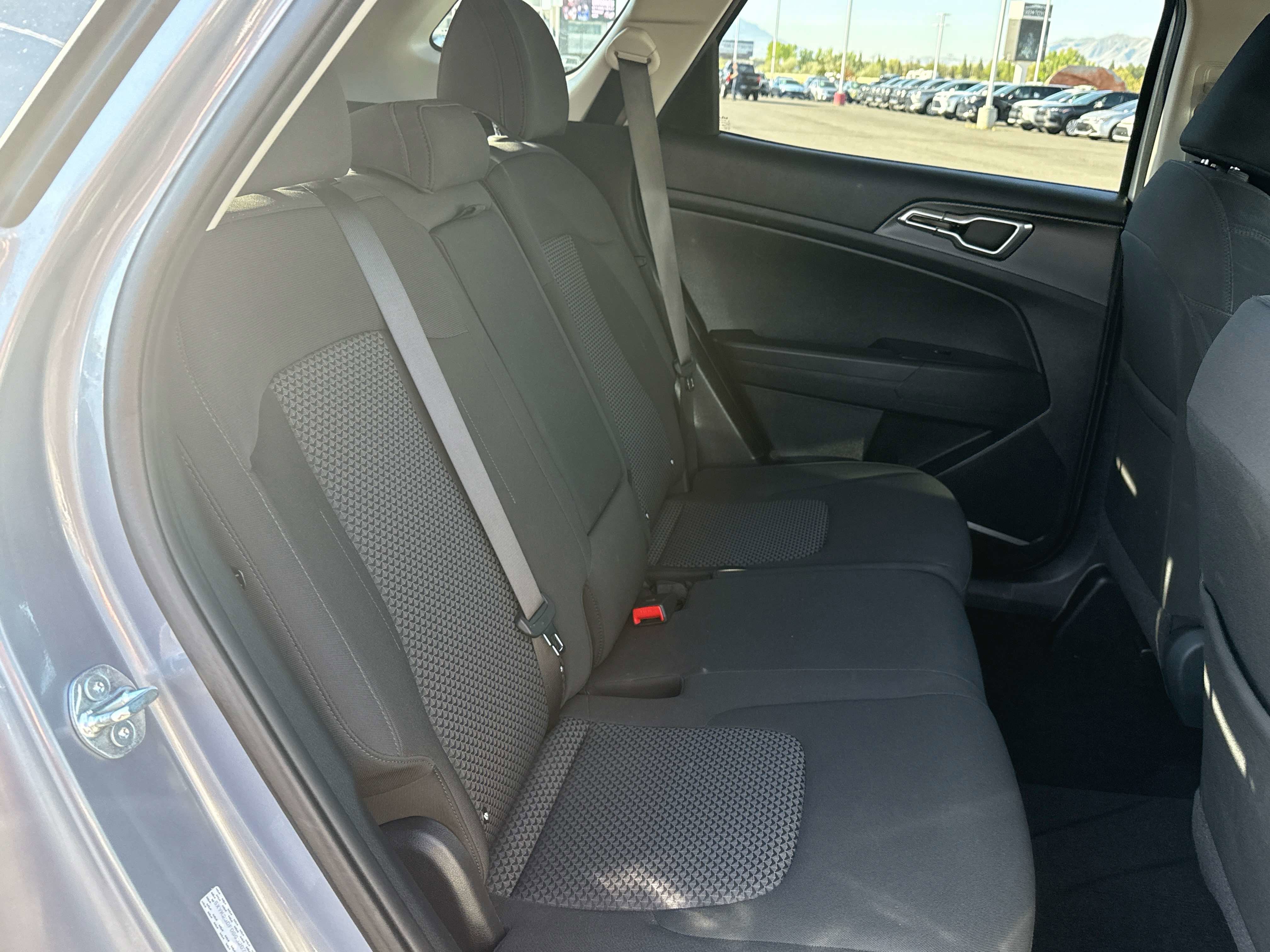 2025 Kia Sportage LX