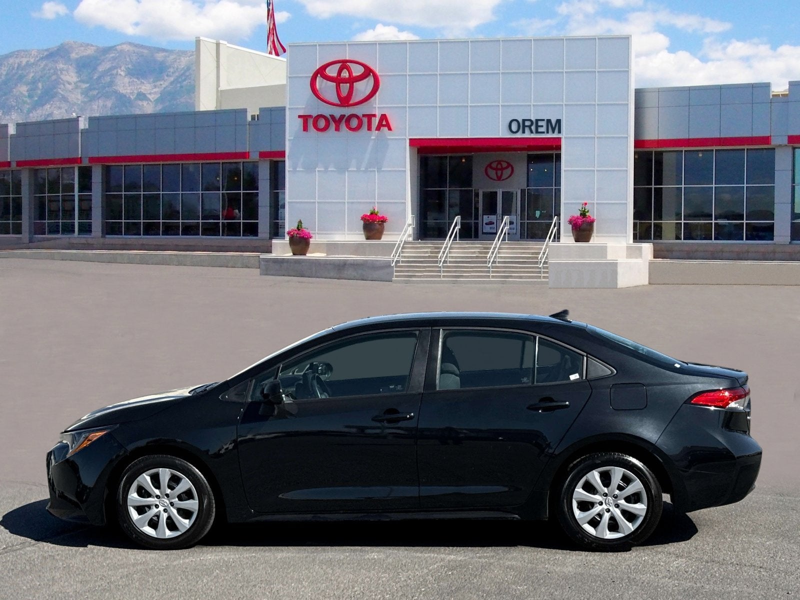 2022 Toyota COROLLA LE