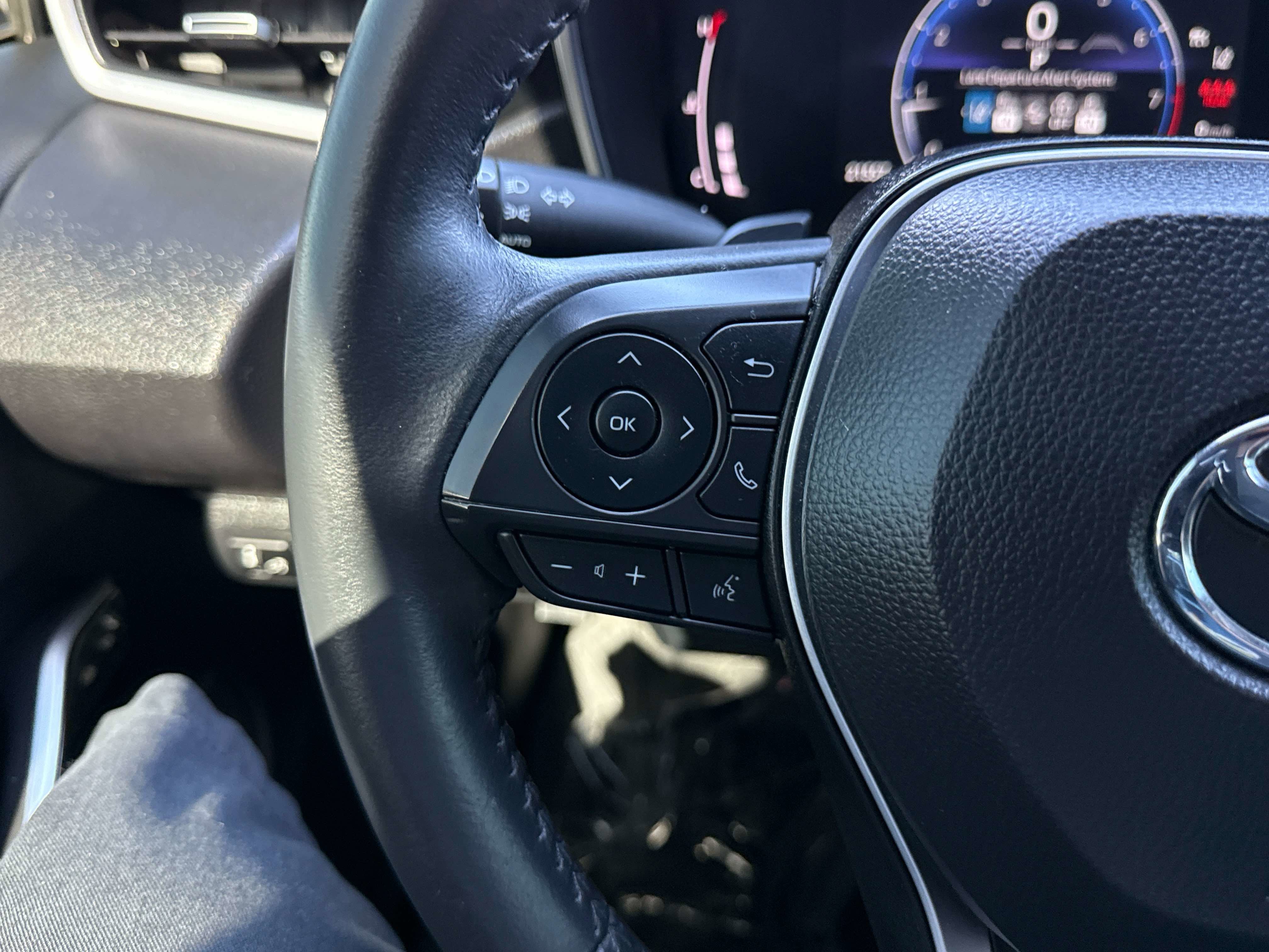 2024 Toyota COROLLA XSE