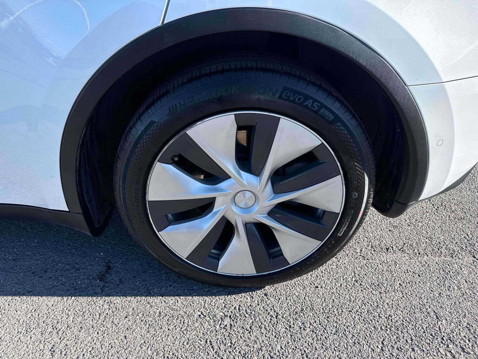 2021 Tesla Model Y Standard Range