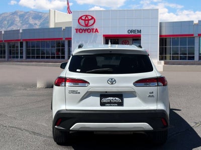 2024 Toyota Corolla Cross LE