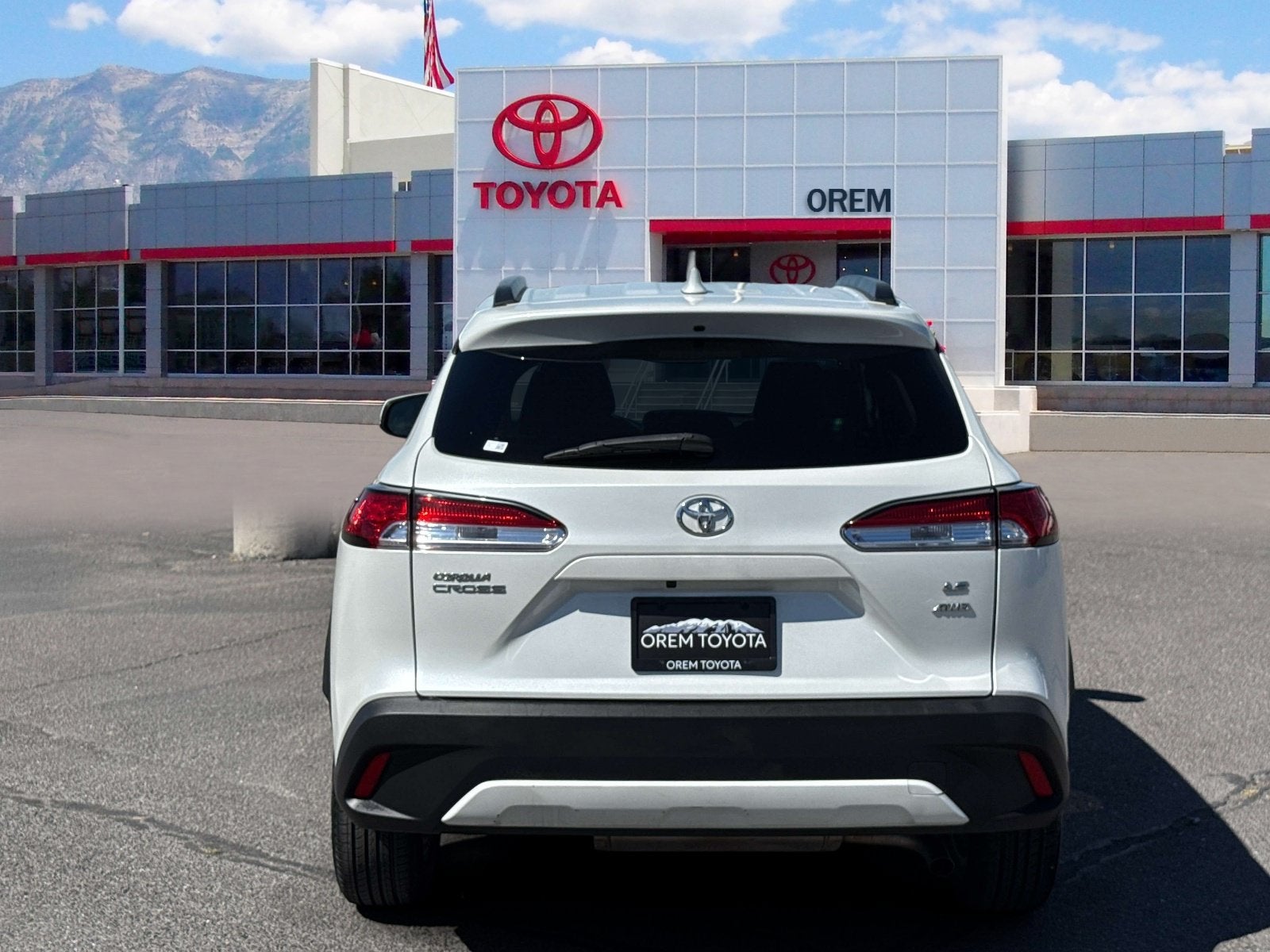 2024 Toyota Corolla Cross LE