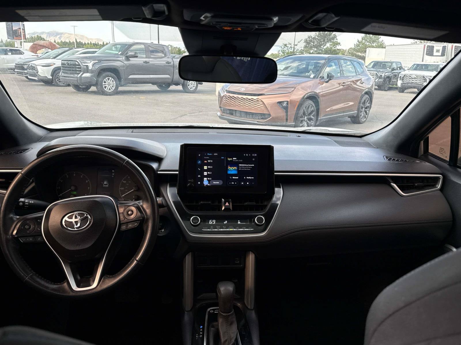 2024 Toyota Corolla Cross Hybrid Hybrid SE