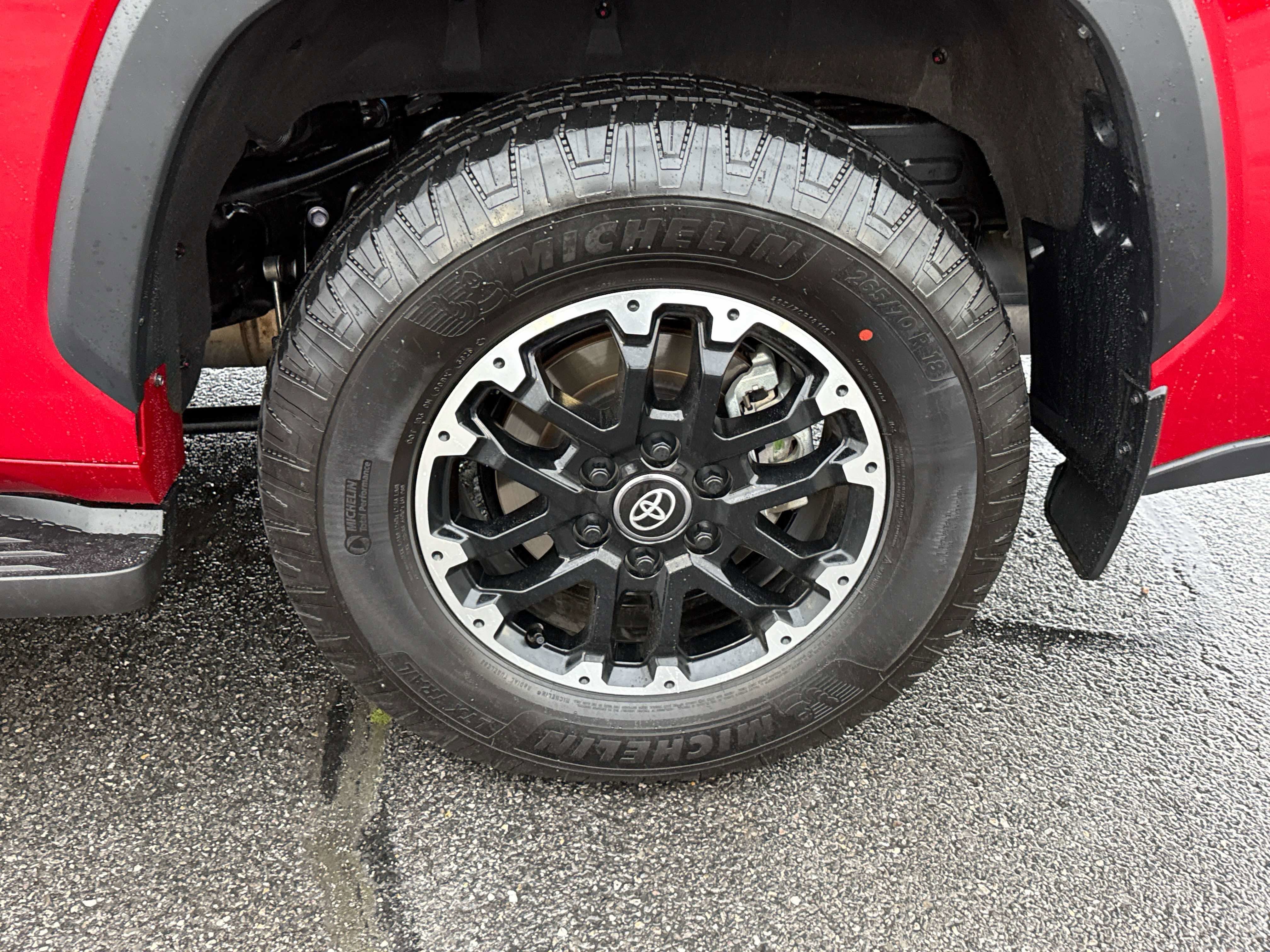 2026 Toyota SEQUOIA 4WD SR5
