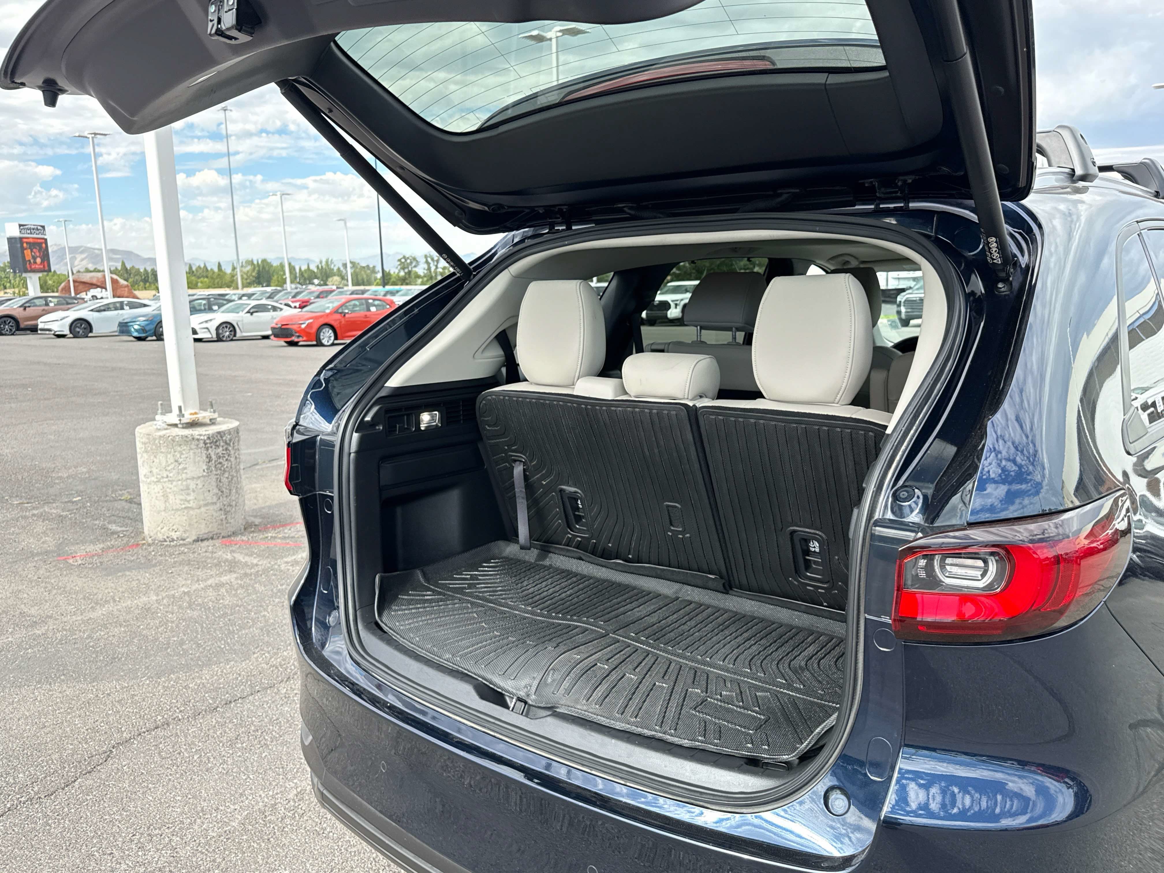 2025 Mazda Mazda CX-90 Preferred Package