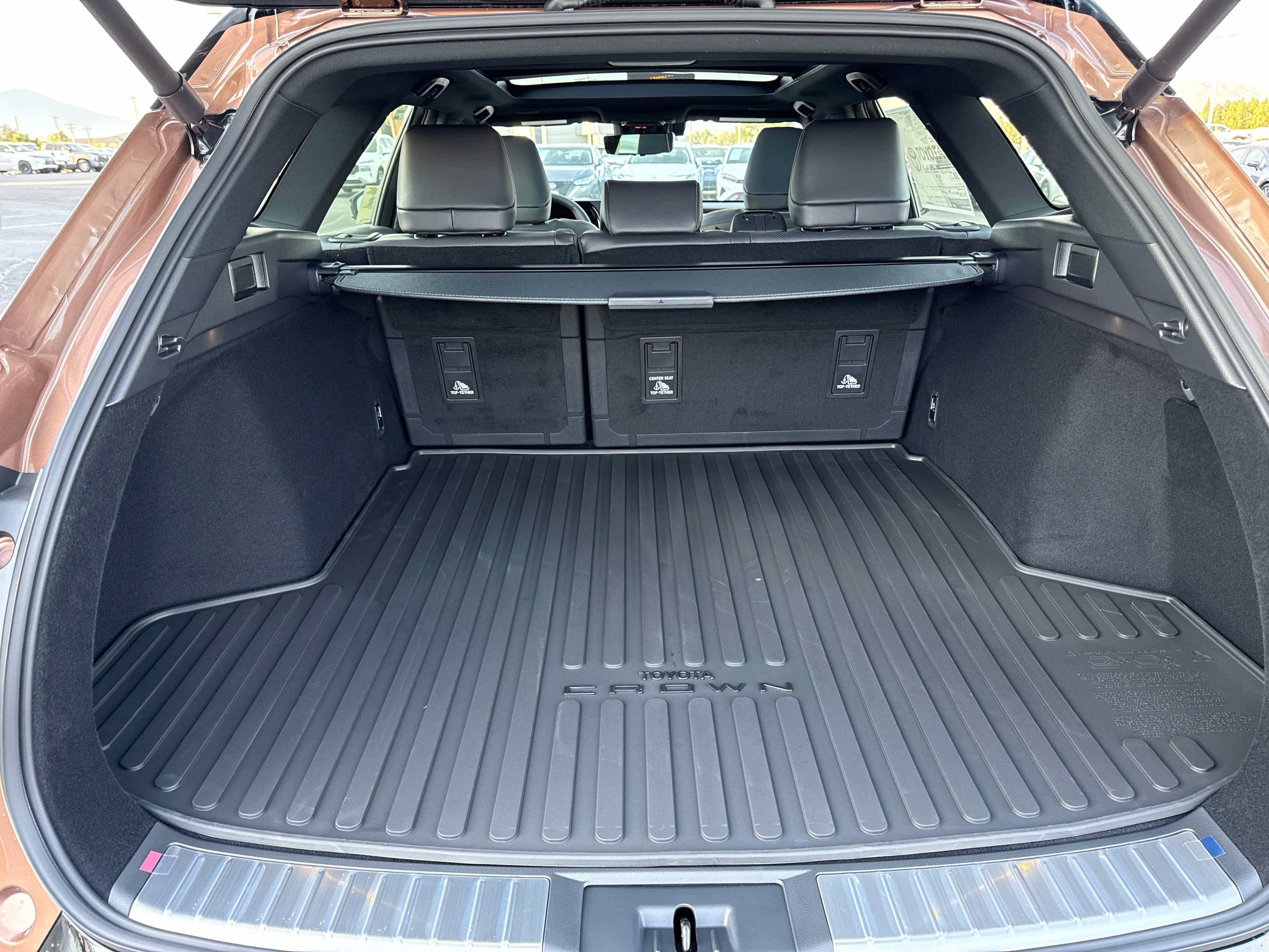 2026 Toyota Toyota Crown Signia Limited