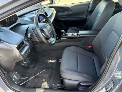 2025 Toyota Prius LE