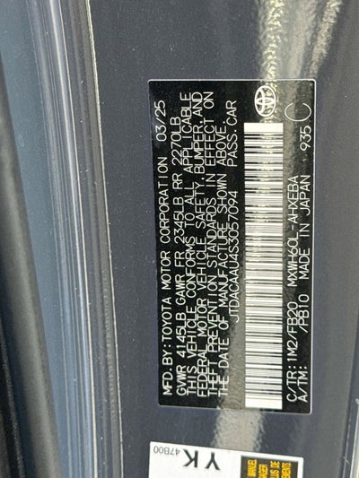 2025 Toyota Prius LE