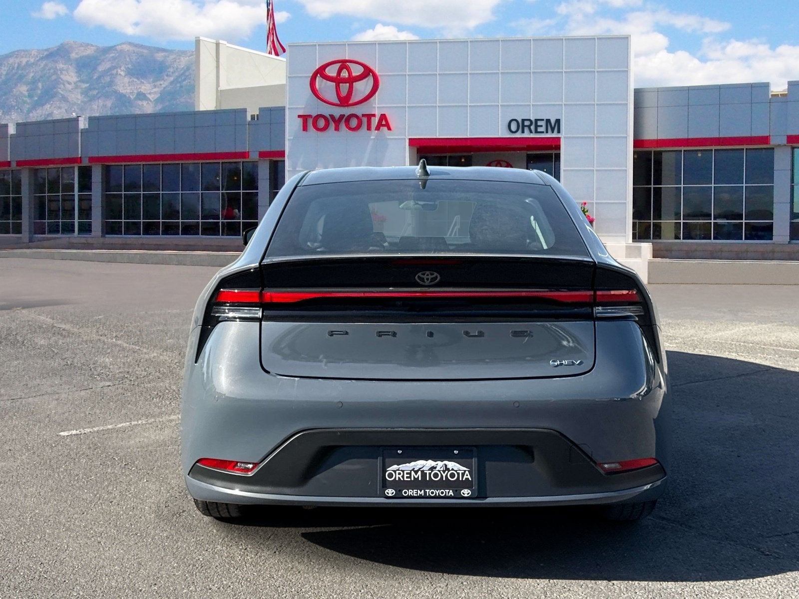 2025 Toyota Prius LE