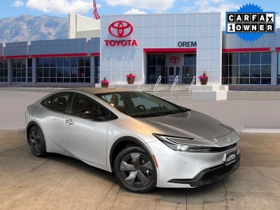 2025 Toyota Prius LE