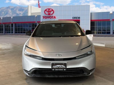 2025 Toyota Prius LE
