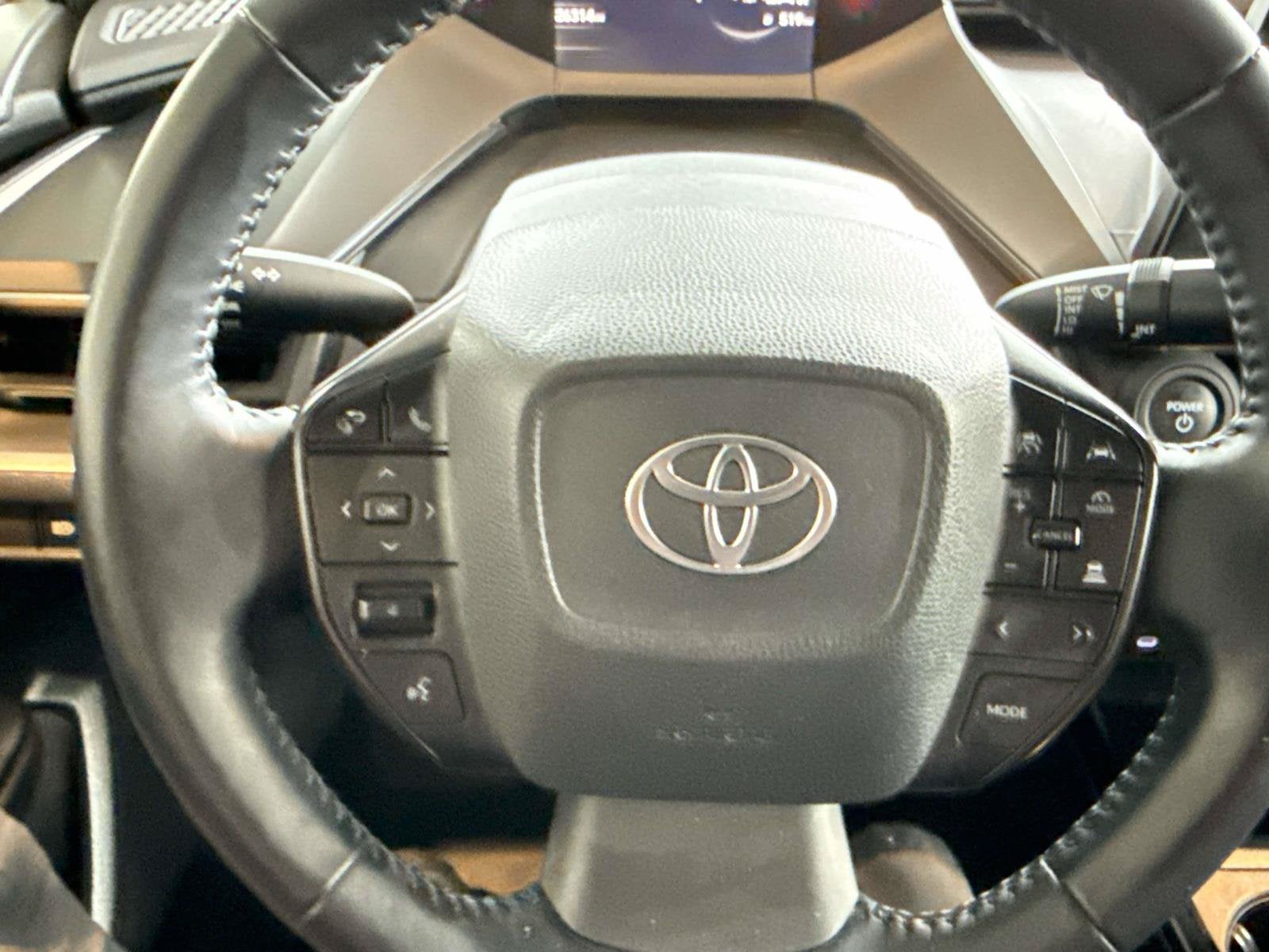 2025 Toyota Prius LE