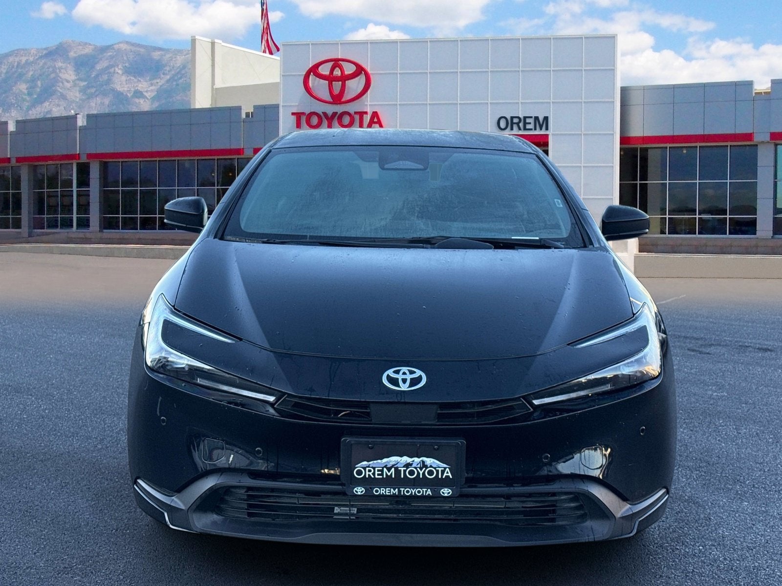 2025 Toyota Prius LE