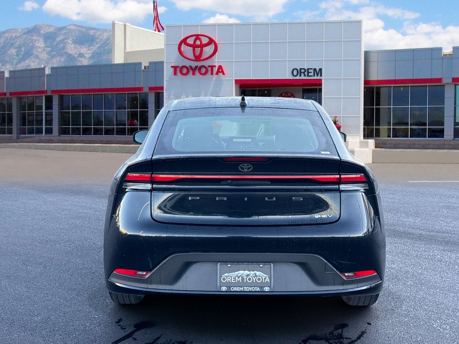 2025 Toyota Prius LE