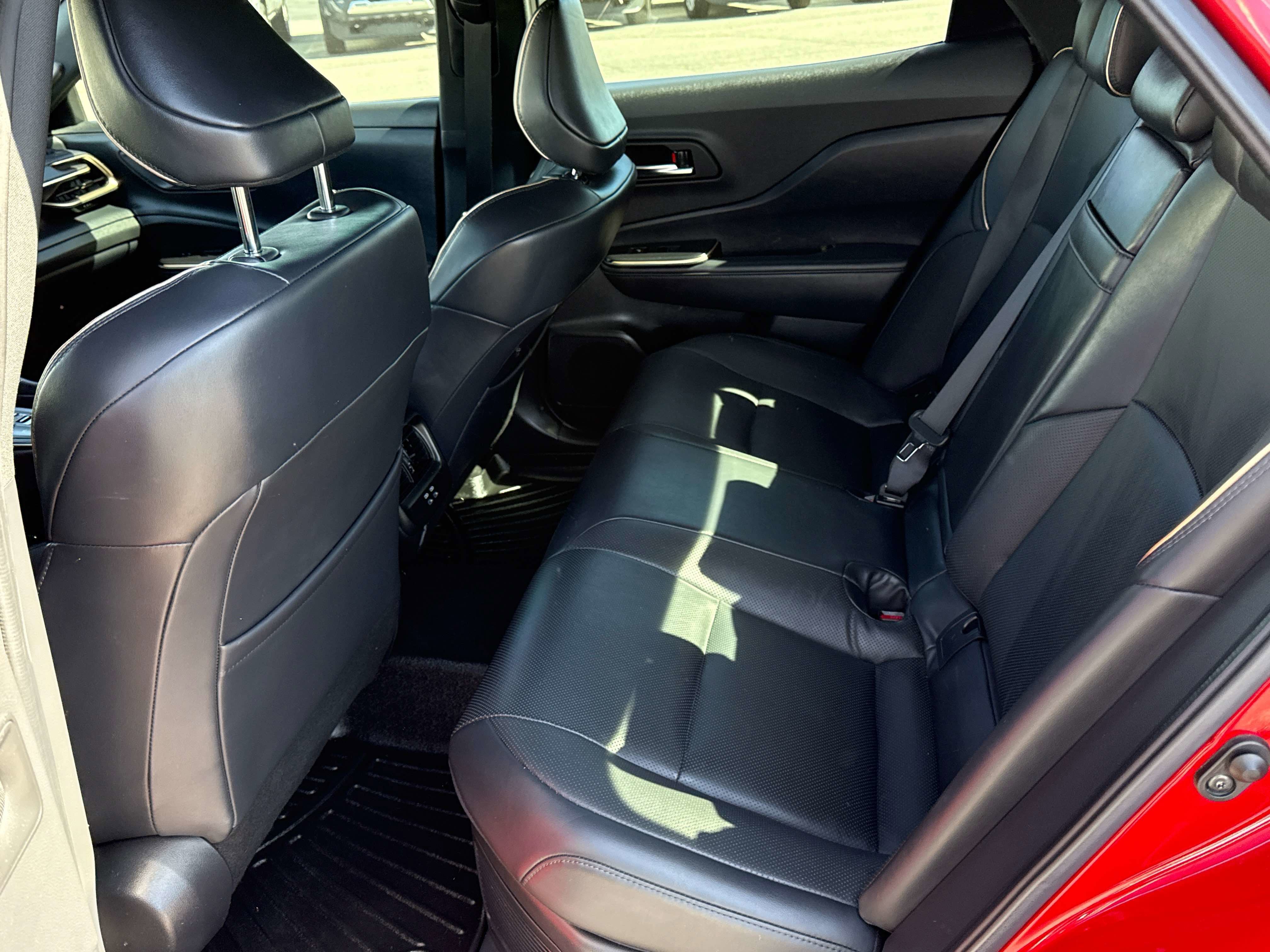 2023 Toyota Toyota Crown PLT Platinum
