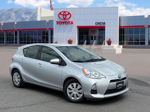 2013 Toyota PRIUS c Two