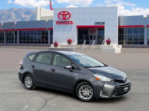 2016 Toyota Prius v Four