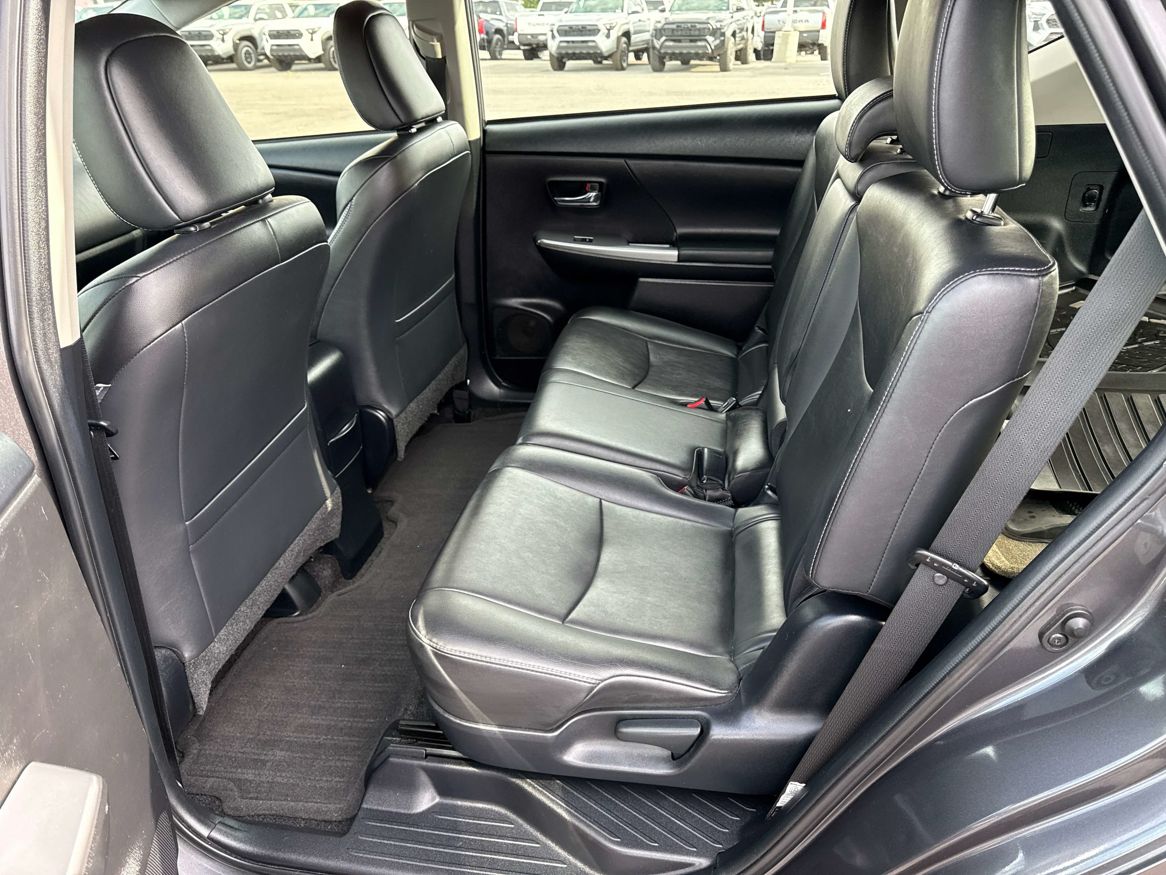 2016 Toyota Prius v Four