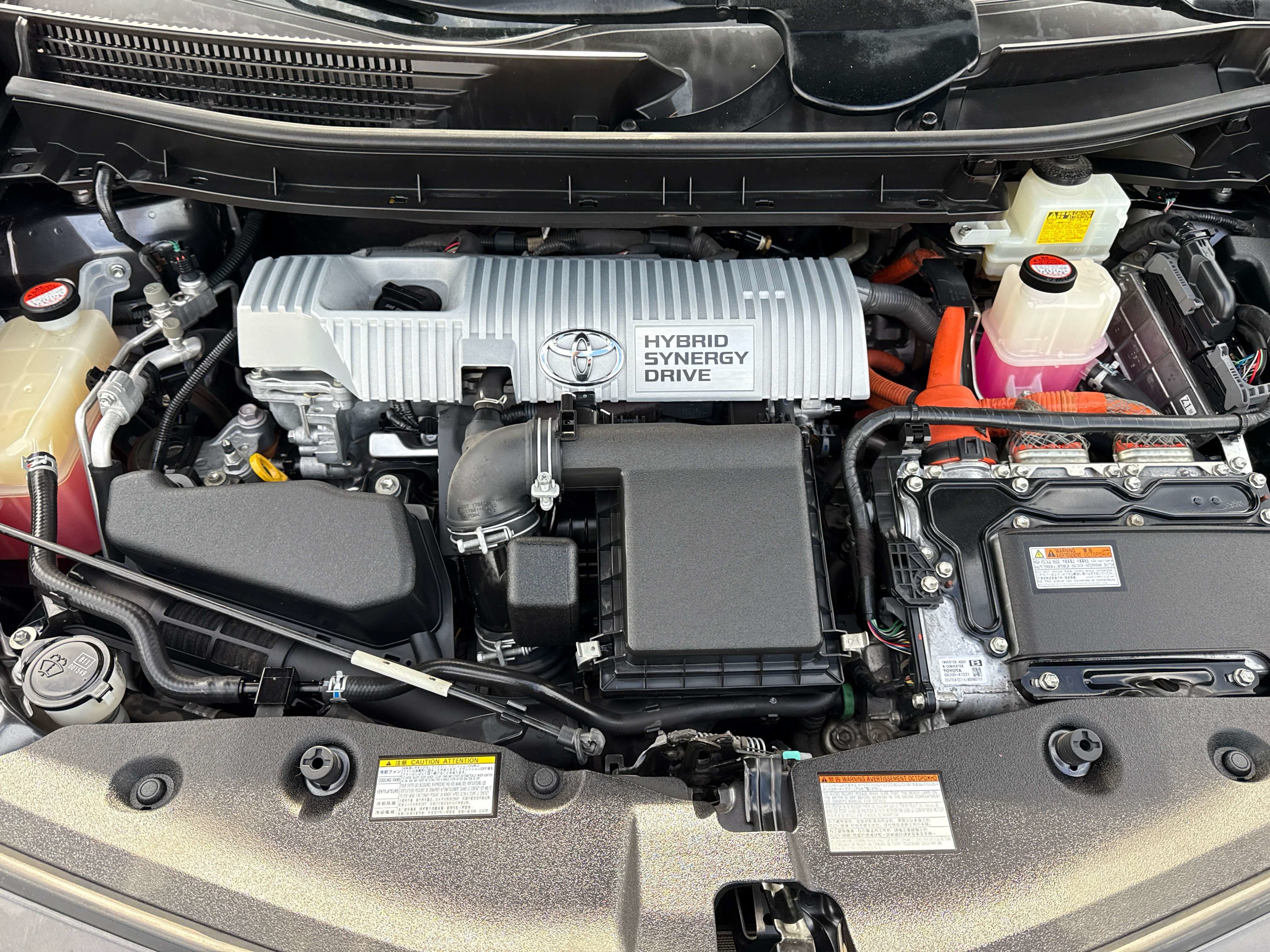 2016 Toyota Prius v Four