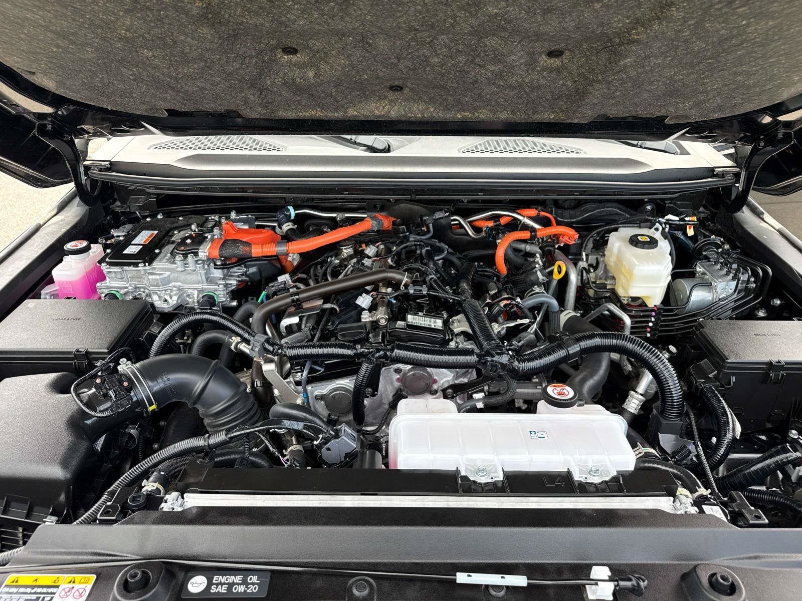 2025 Toyota Land Cruiser 4WD (Natl)