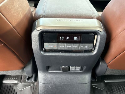 2025 Toyota Land Cruiser 4WD (Natl)