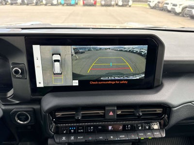 2025 Toyota Land Cruiser 4WD (Natl)