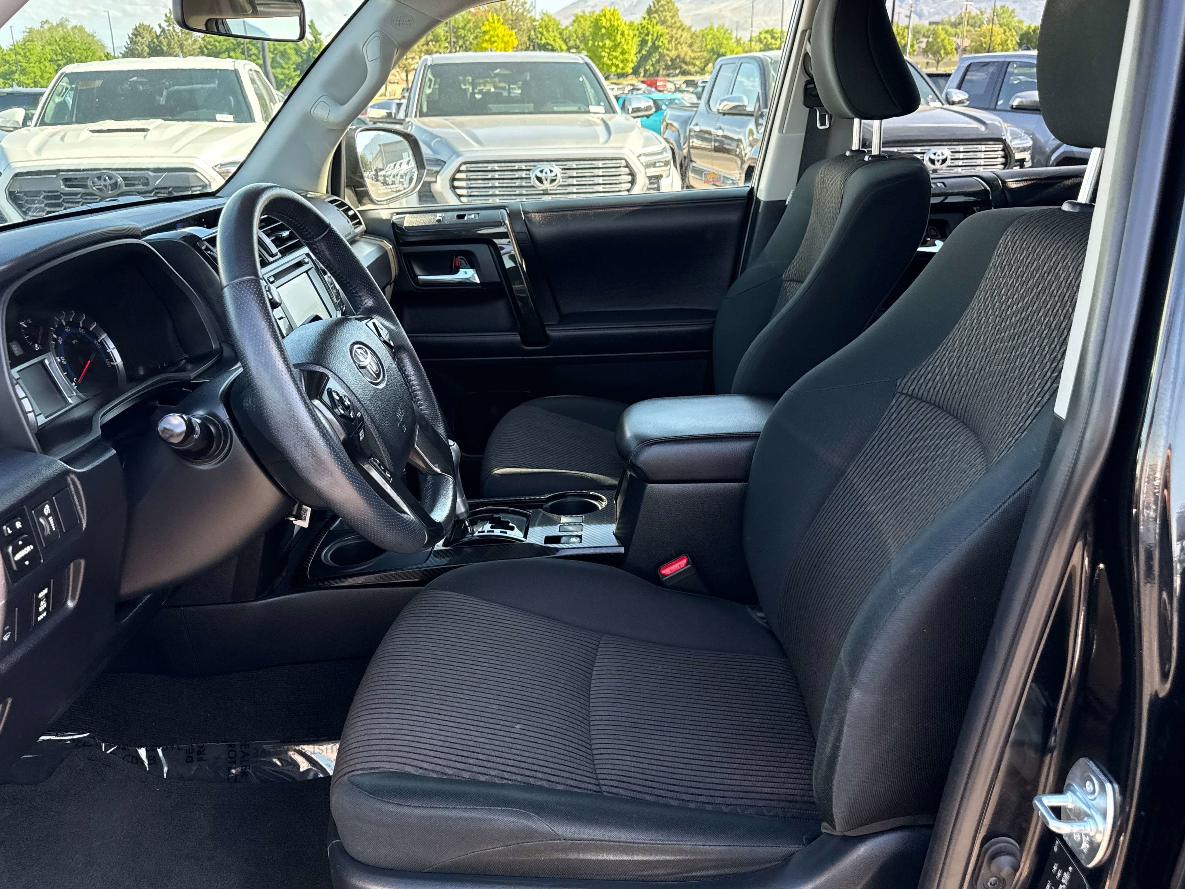 2019 Toyota 4RUNNER TRD Off Road