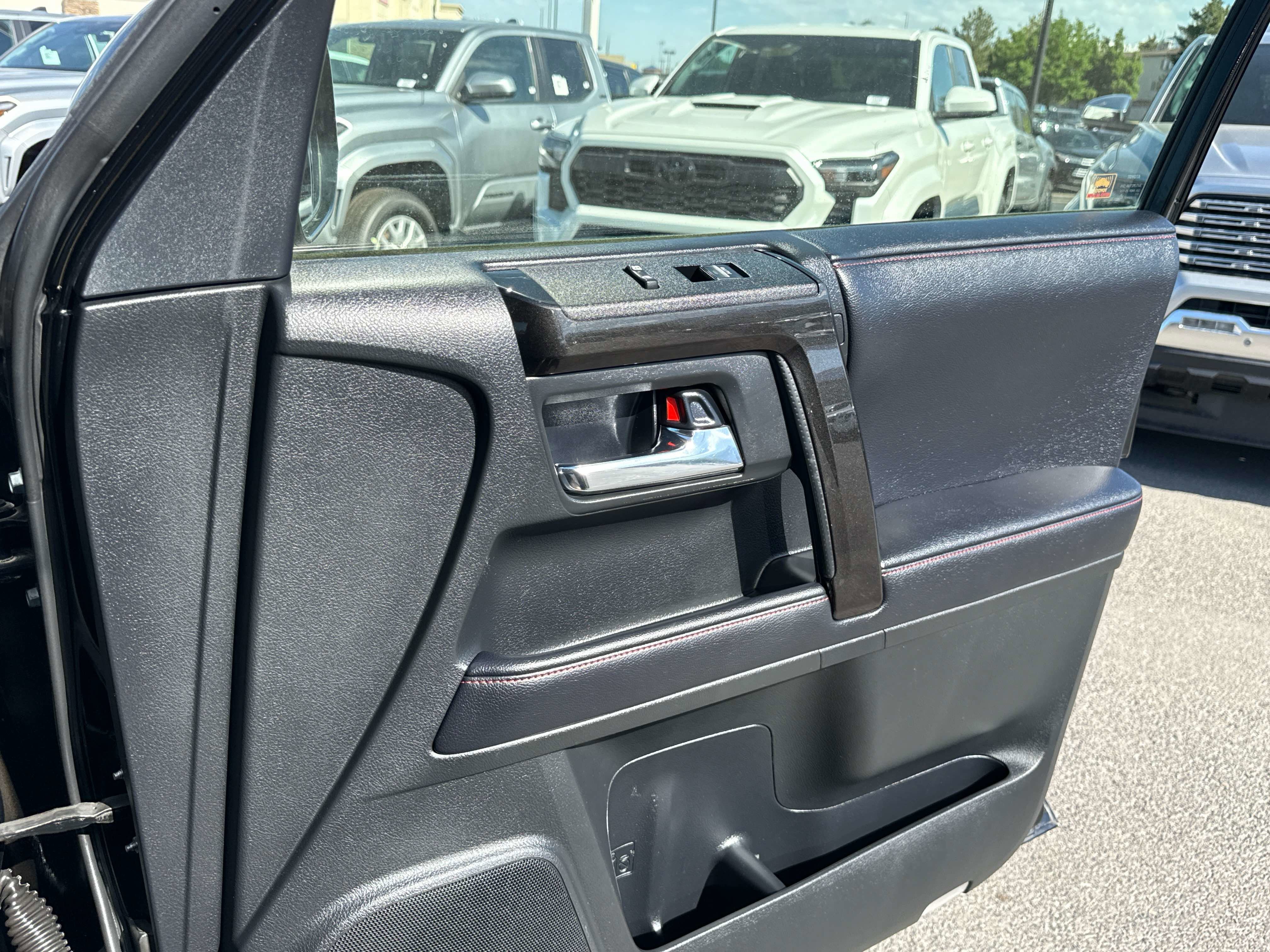 2019 Toyota 4RUNNER TRD Off Road