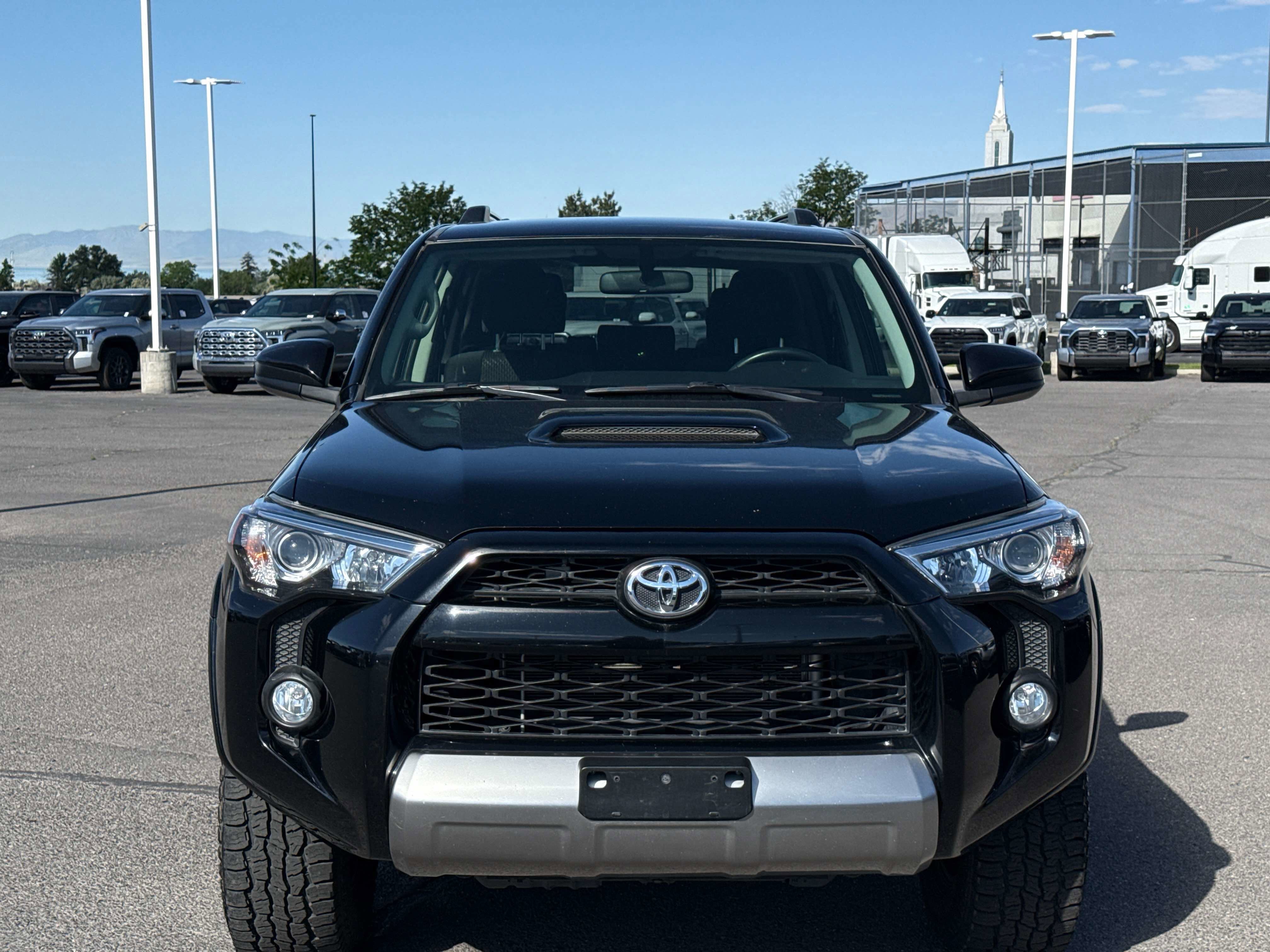 2019 Toyota 4RUNNER TRD Off Road
