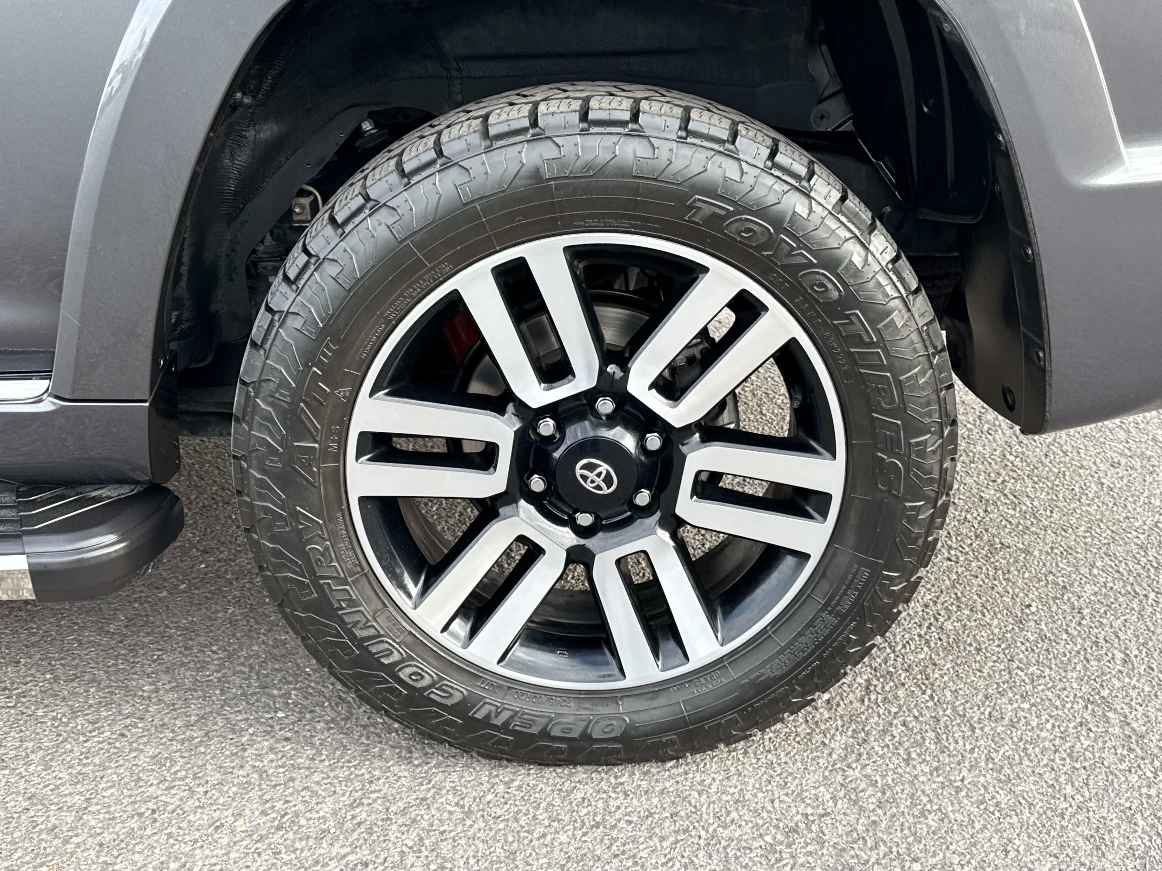 2023 Toyota 4RUNNER Limited