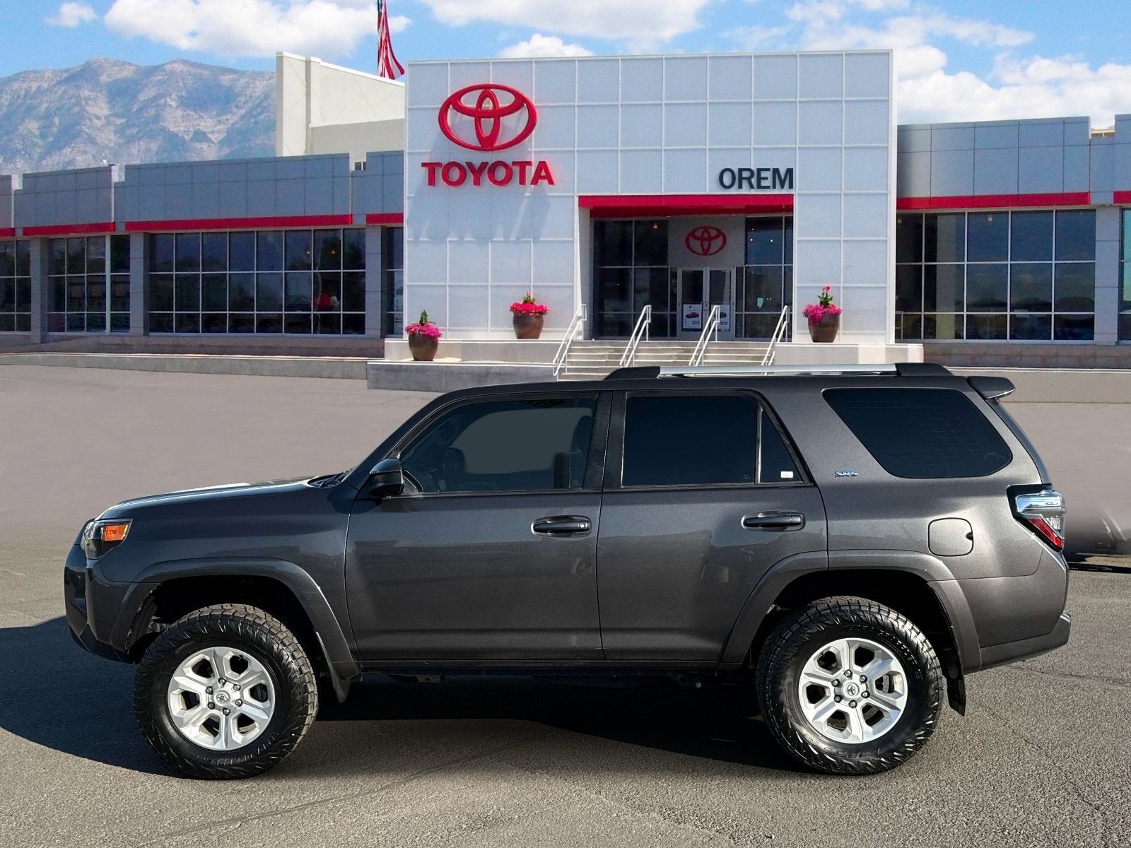 2022 Toyota 4Runner SR5