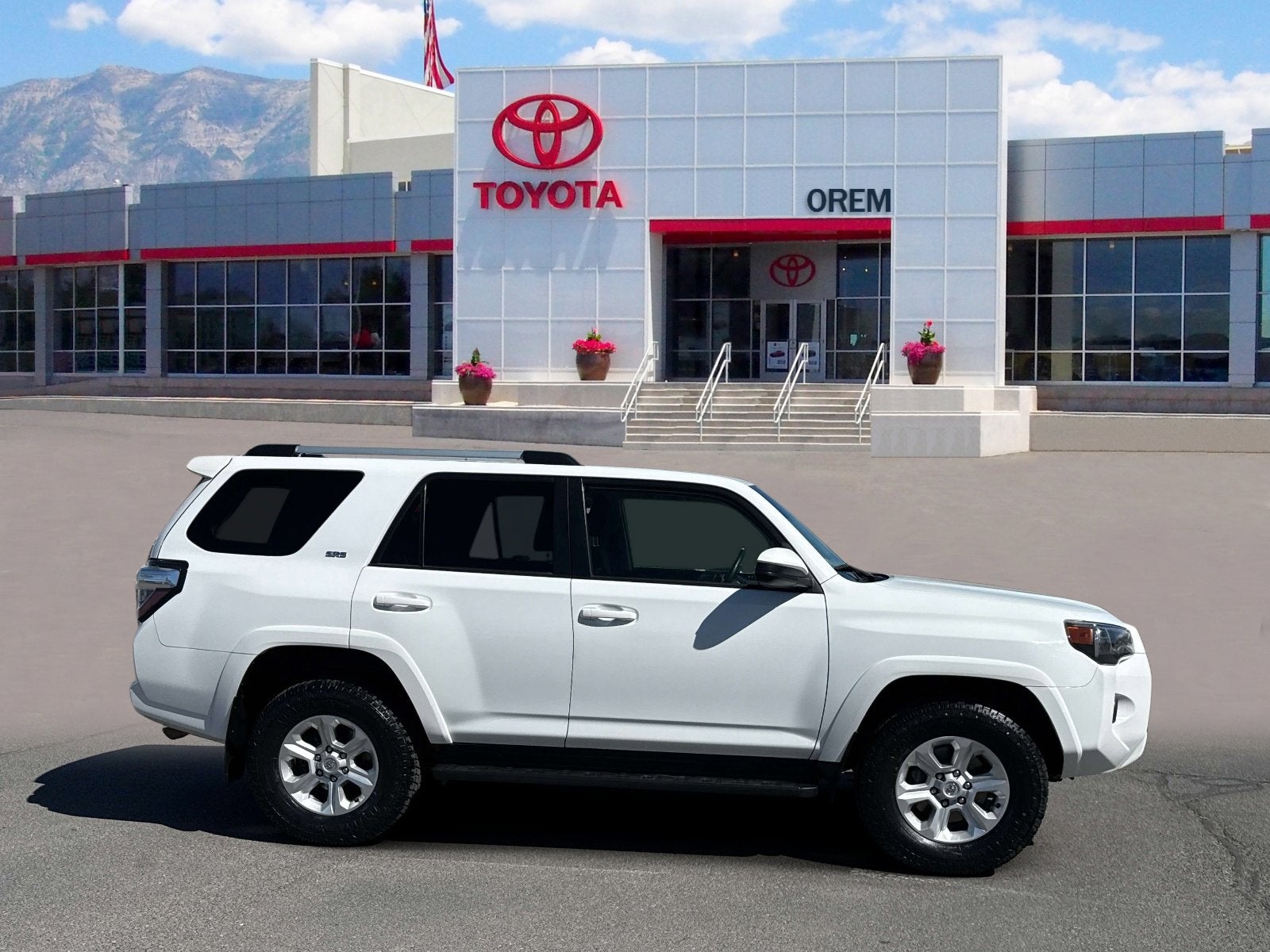 2024 Toyota 4RUNNER SR5
