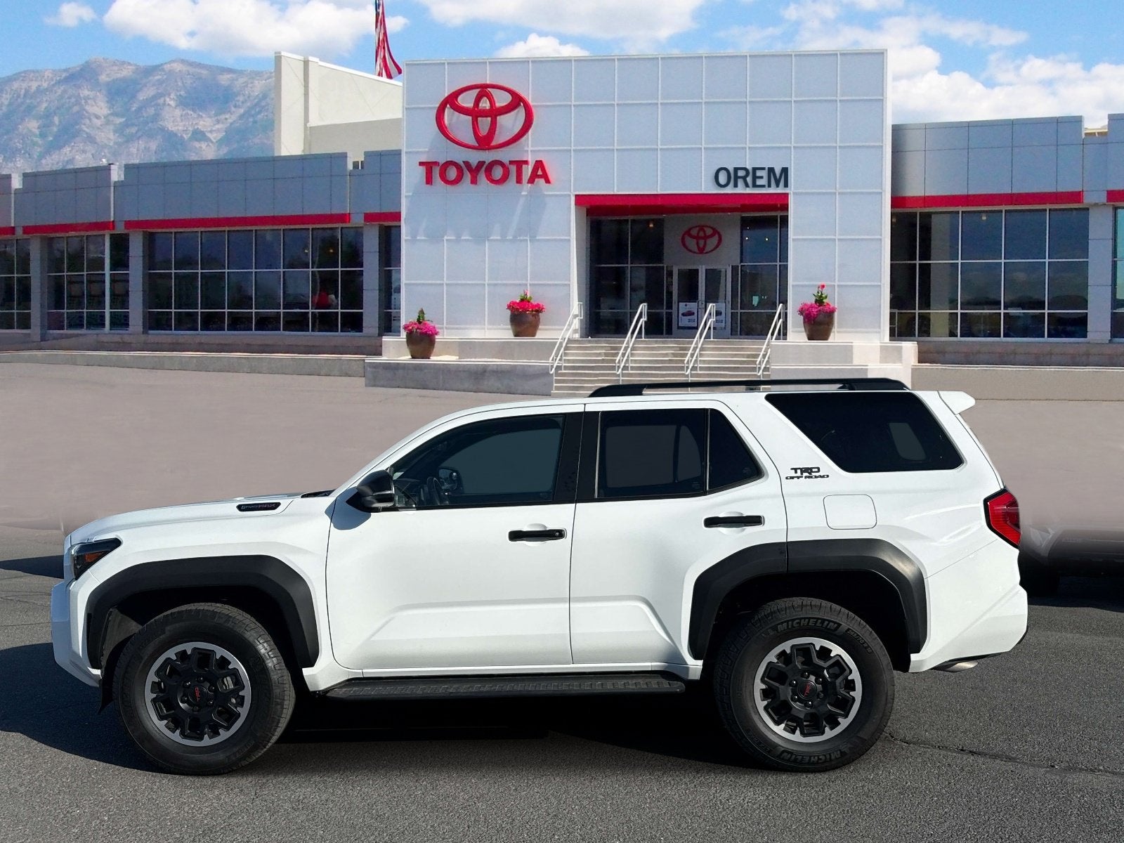 2025 Toyota 4Runner i-FORCE MAX Hybrid TRD Off Road