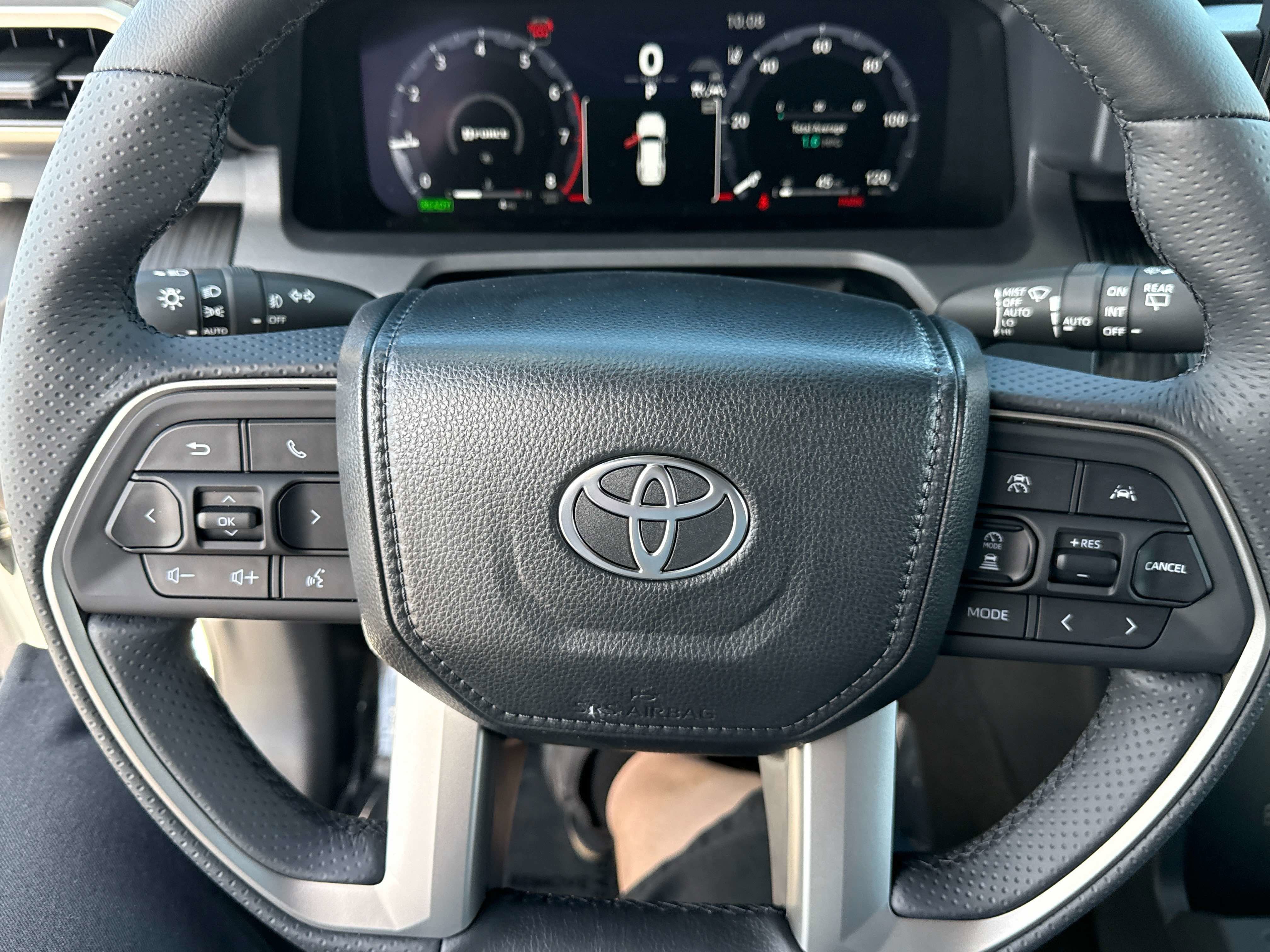2026 Toyota 4Runner i-FORCE MAX Platinum