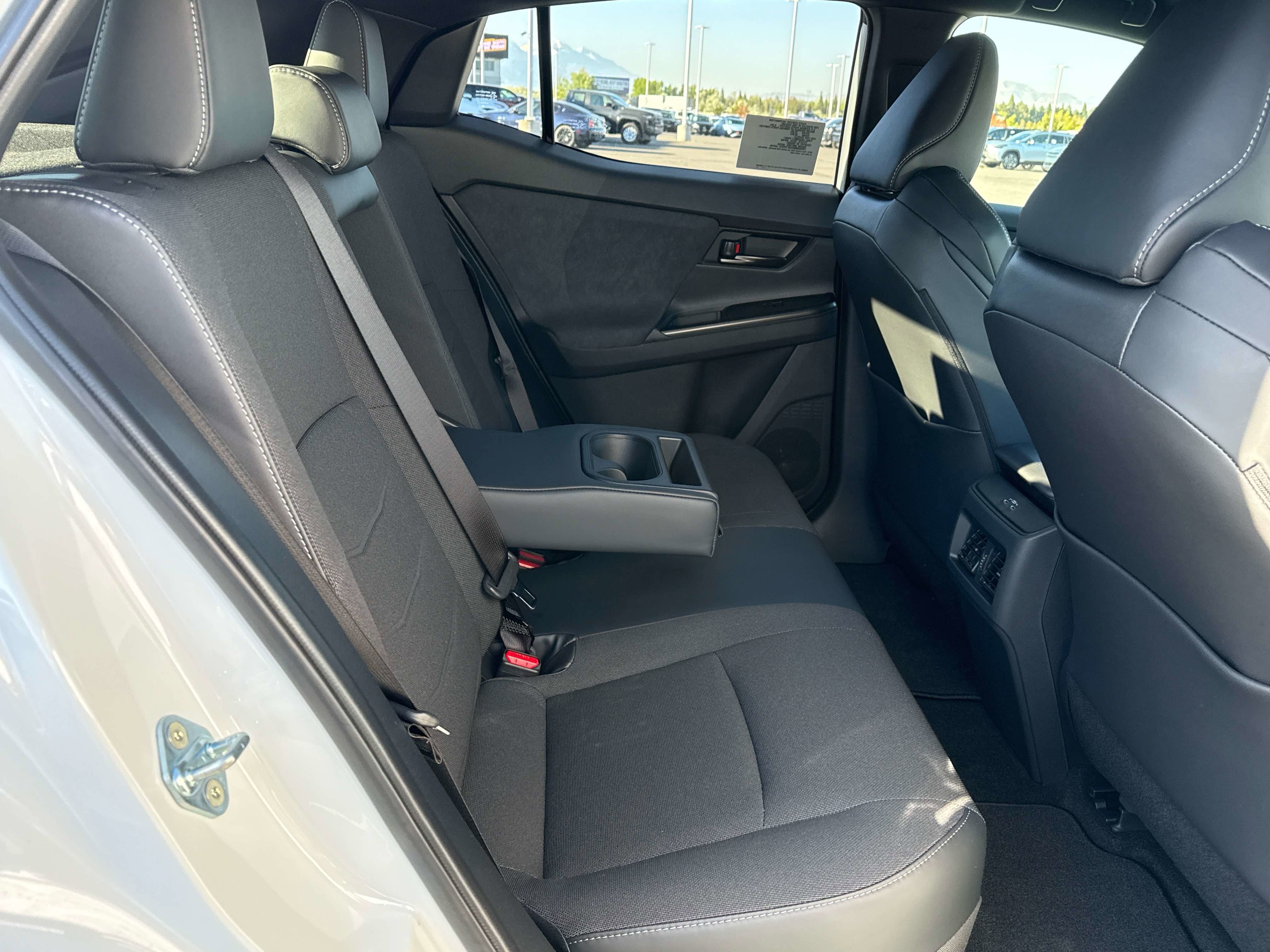 2026 Toyota C-HR SE