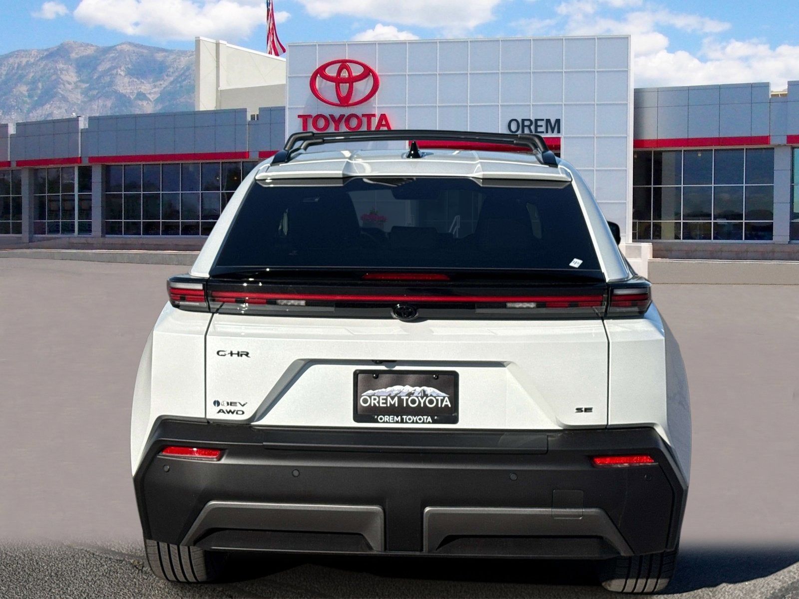 2026 Toyota C-HR SE